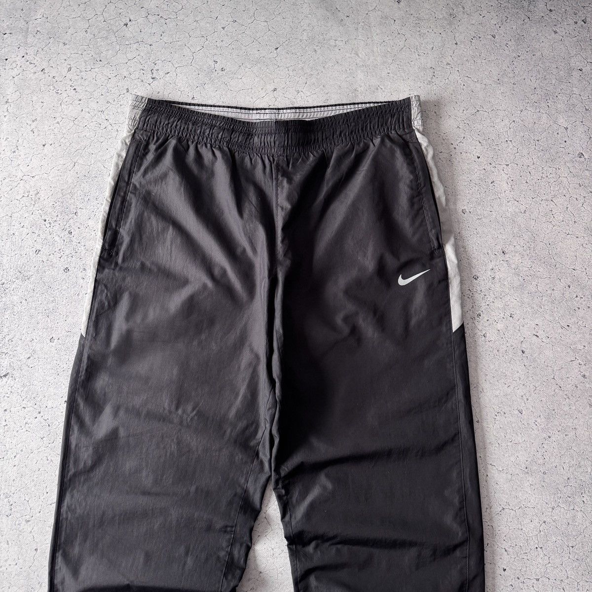 Nike Vintage Nike Track Pants Swoosh Y2K Sportswear Drill Size US 36 / EU 52 - 3 Thumbnail