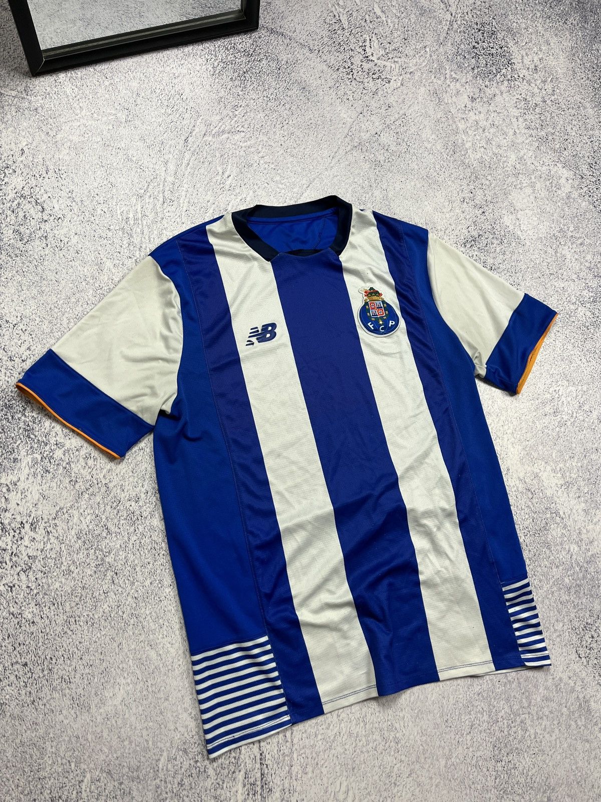 New Balance New Balance FC Porto 2015 Home Soccer Jersey Football Shirt Size US L / EU 52-54 / 3 - 3 Thumbnail