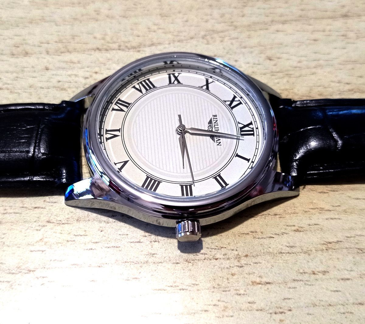 Designer × Japanese Brand × Vintage Classic Oversize Roman Time Leather Wrist Watch Size ONE SIZE - 5 Thumbnail