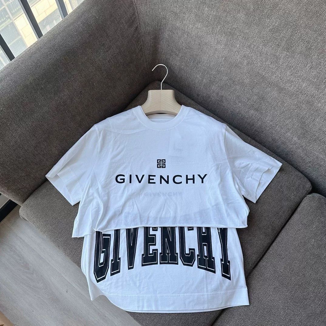 Givenchy Givenchy Embroidered Logo T-Shirt Size XS / US 0-2 / IT 36-38 - 1 Thumbnail