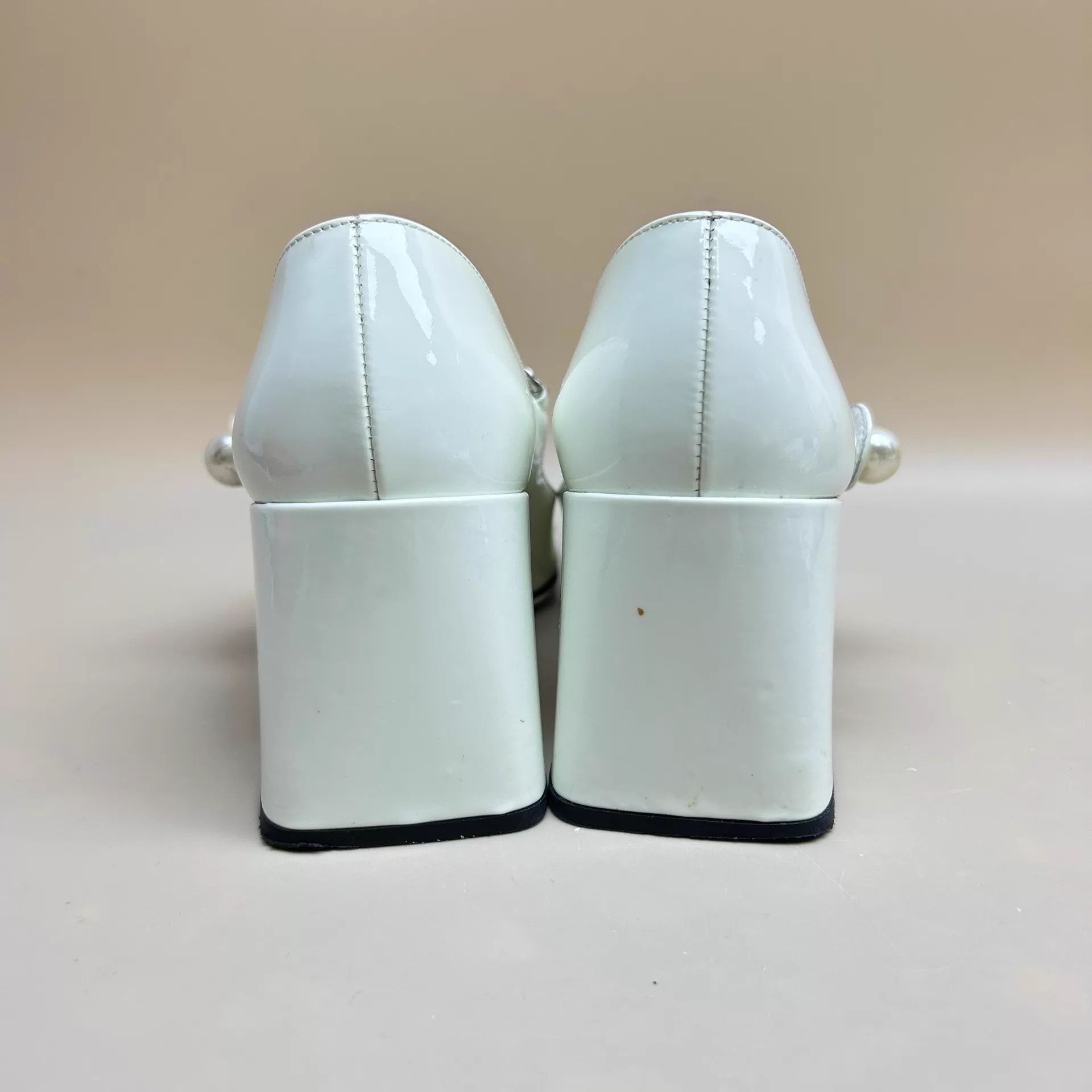 Miu Miu MIU MIU Black & White Pearl Chain Mary Jane Heels 36.5 Size US 6 / IT 36 - 2 Thumbnail