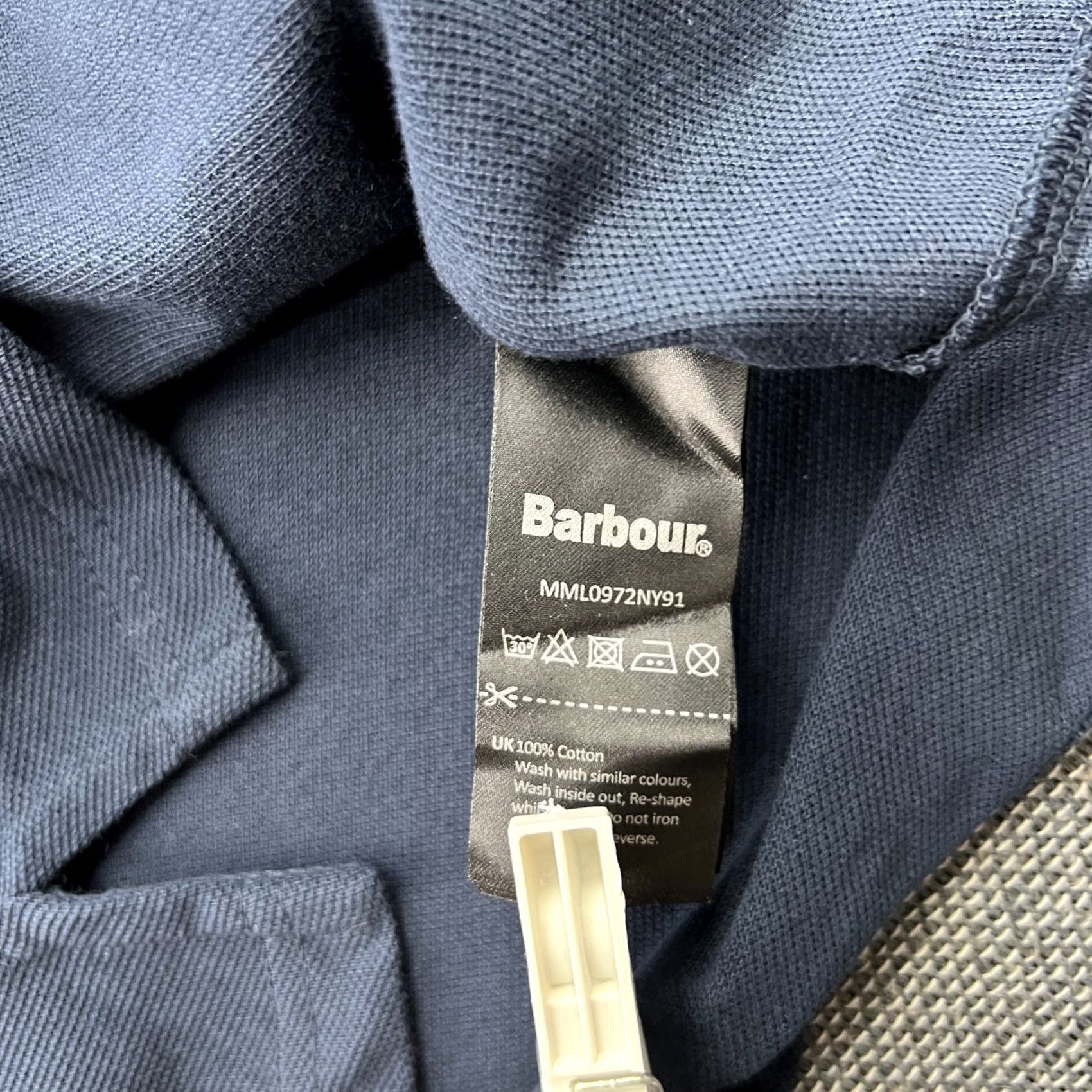 Barbour Barbour Beacon Polo Shirt Mens Small Blue Long Sleeves Buttons Shirt Mens Small Blue Barbour Beacon Polo Shirt Mens Small Blue Long Sleeve Buttons Size US S / EU 44-46 / 1 - 4 Thumbnail