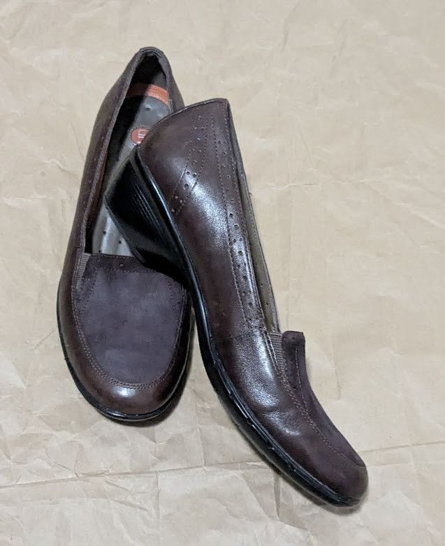 Clarks Un Structure women's suede and leather loafer Size US 8 / IT 38 - 1 Thumbnail