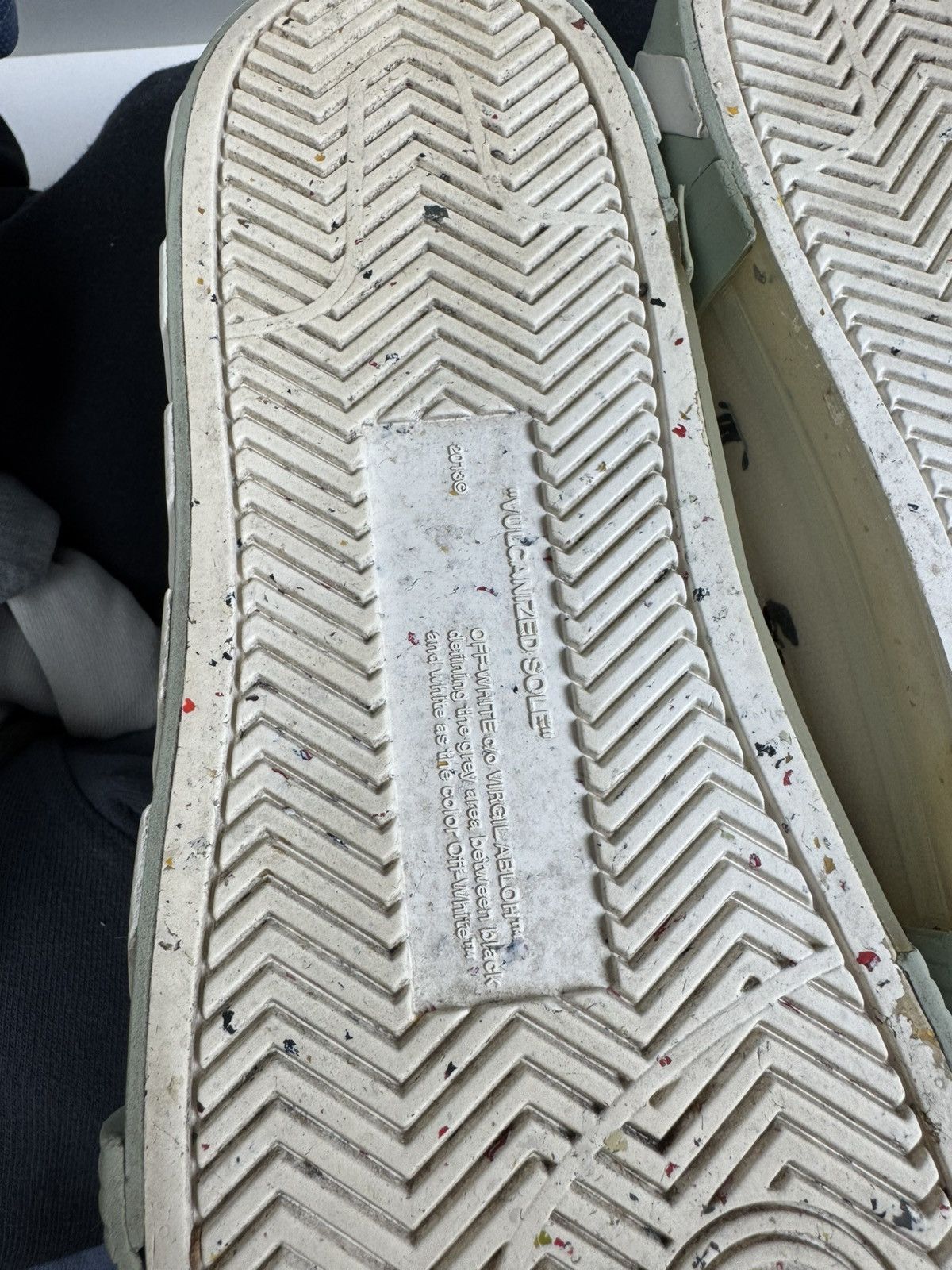 Off-White Off-White Low Vulcanized Sneakers Size 43 Size US 10 / EU 43 - 24 Thumbnail