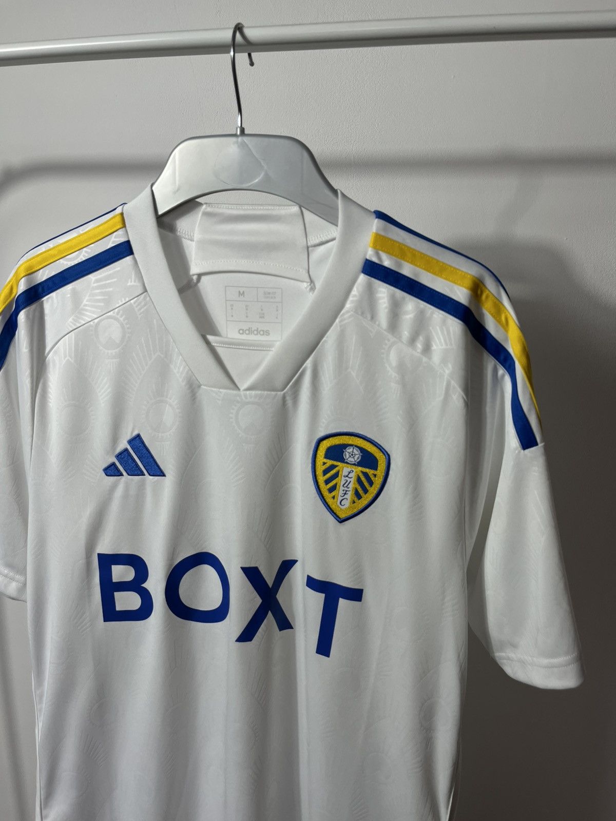Adidas Leeds United Adidas BOXT Football Jersey Medium Size US M / EU 48-50 / 2 - 2 Thumbnail