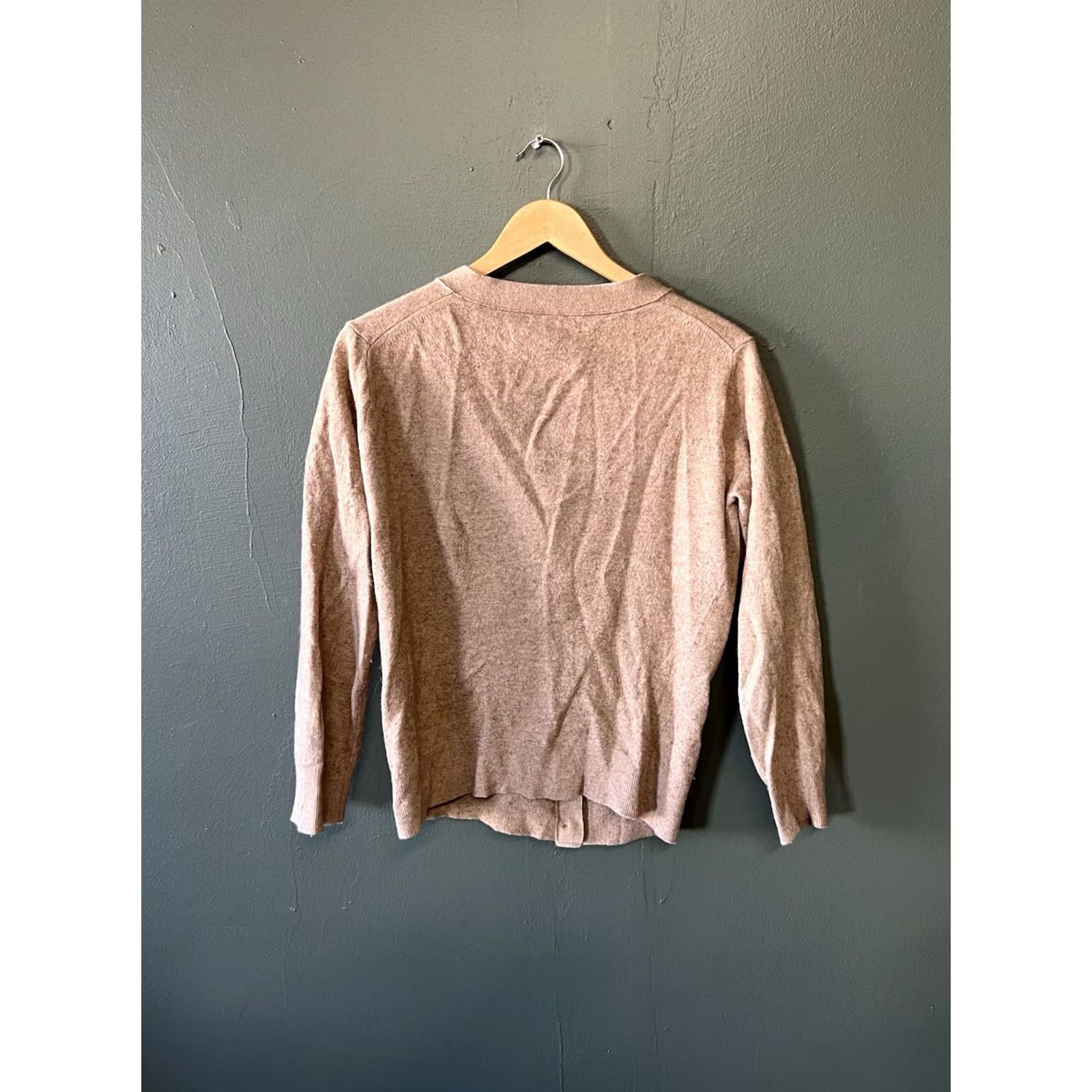 J.Crew J. Crew Mercantile Wool Cardigan Sweater Womens Size Large Brown Long Sleeve Button Up Size L / US 10 / IT 46 - 2 Thumbnail