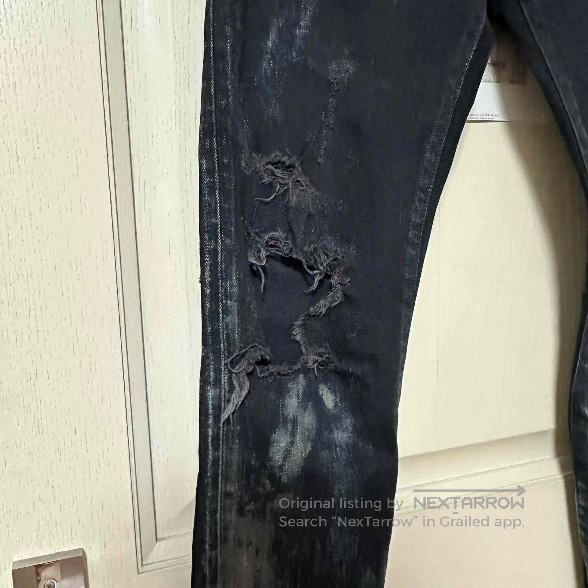 Saint Laurent Paris Saint Laurent Black Distressed Jeans. Size US 29 - 2 Thumbnail