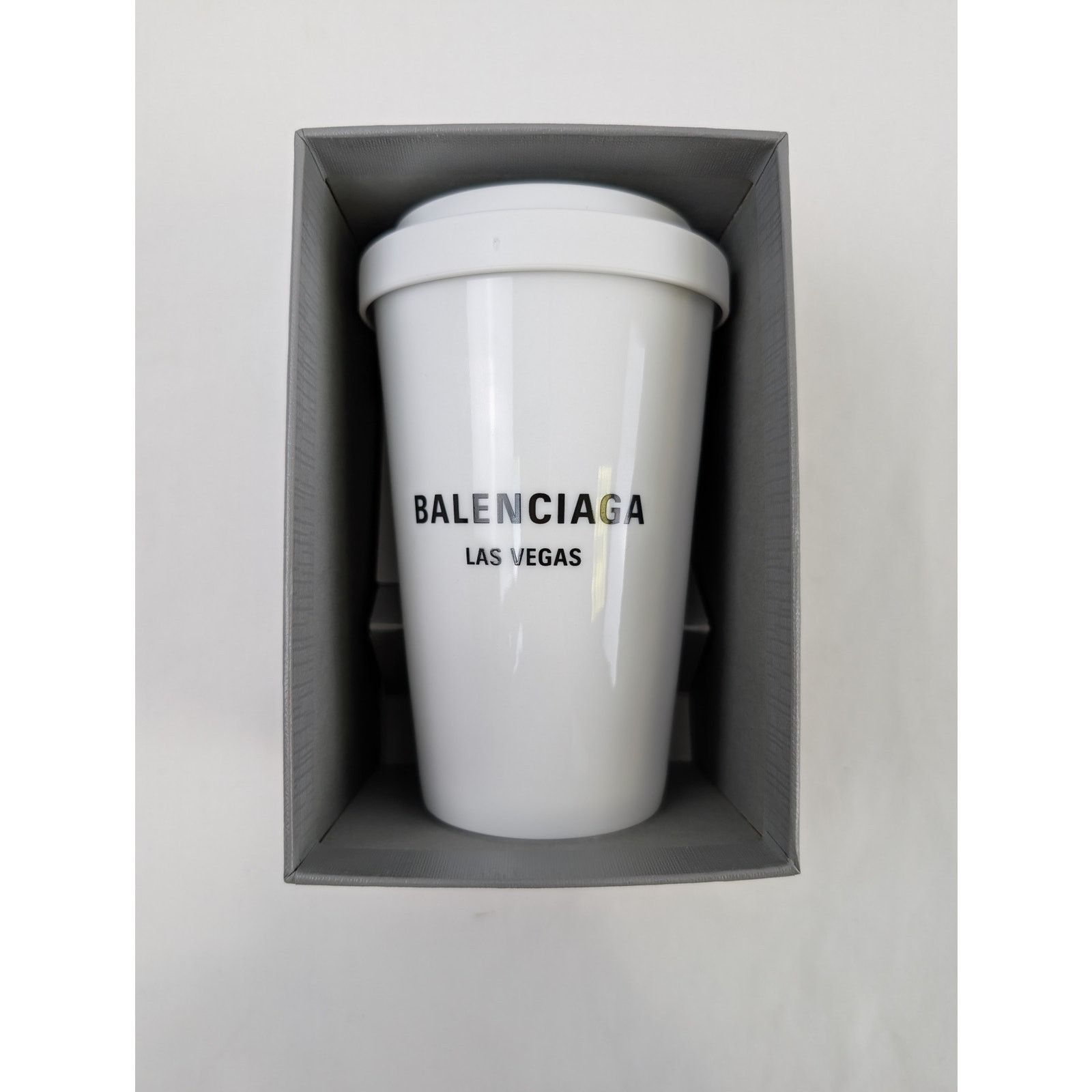 Balenciaga o1rshd1 Size: OS / Las Vegas Porcelain Coffee Cup in White Size ONE SIZE - 7 Thumbnail