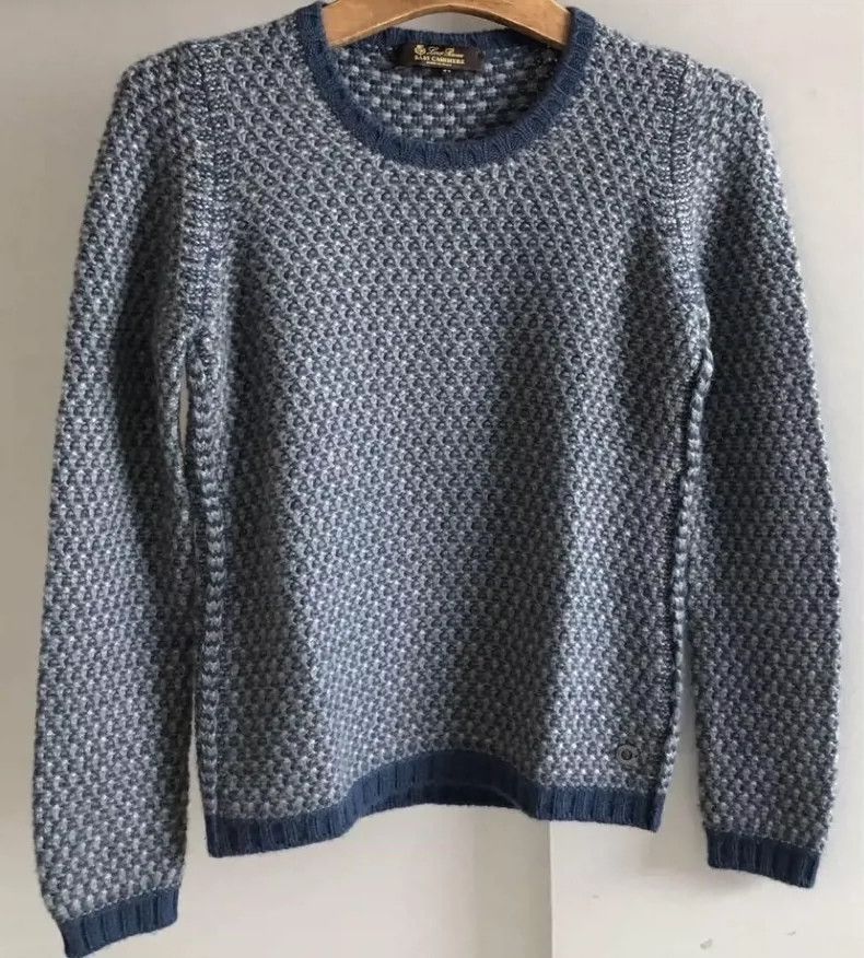 Loro Piana LORO PIANA 100% baby cashmere knit sweater Size XS / US 0-2 / IT 36-38 - 1 Thumbnail