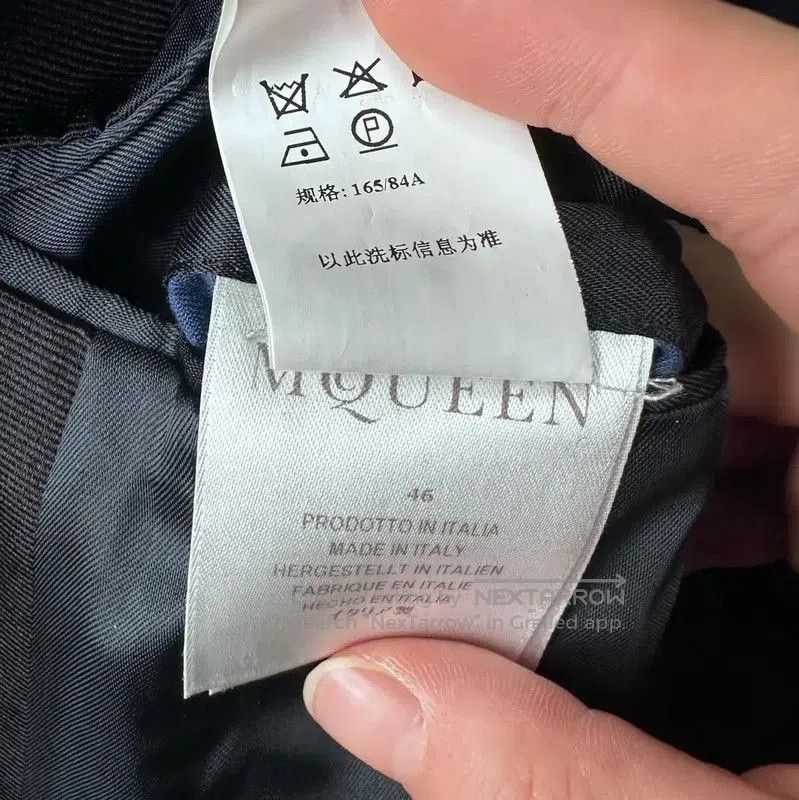Alexander McQueen Alexander McQueen Navy Wool Long Coat . Size US S / EU 44-46 / 1 - 7 Thumbnail