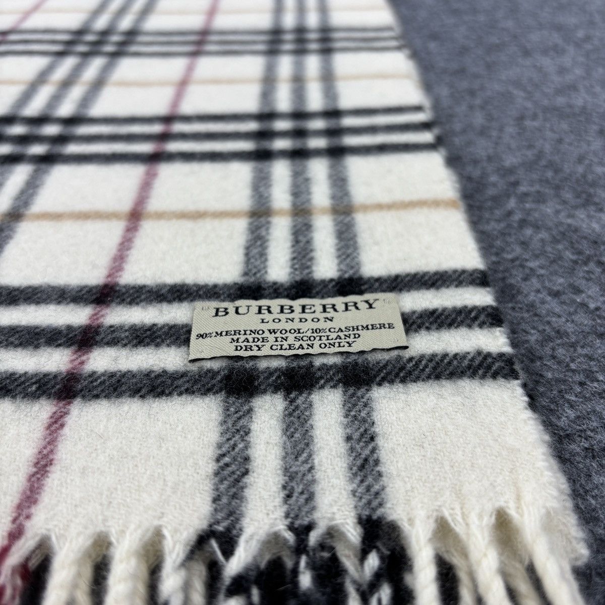 Burberry Burberry Scarf # D732 # Muffler # Neckwear # Nova Check Size ONE SIZE - 3 Thumbnail