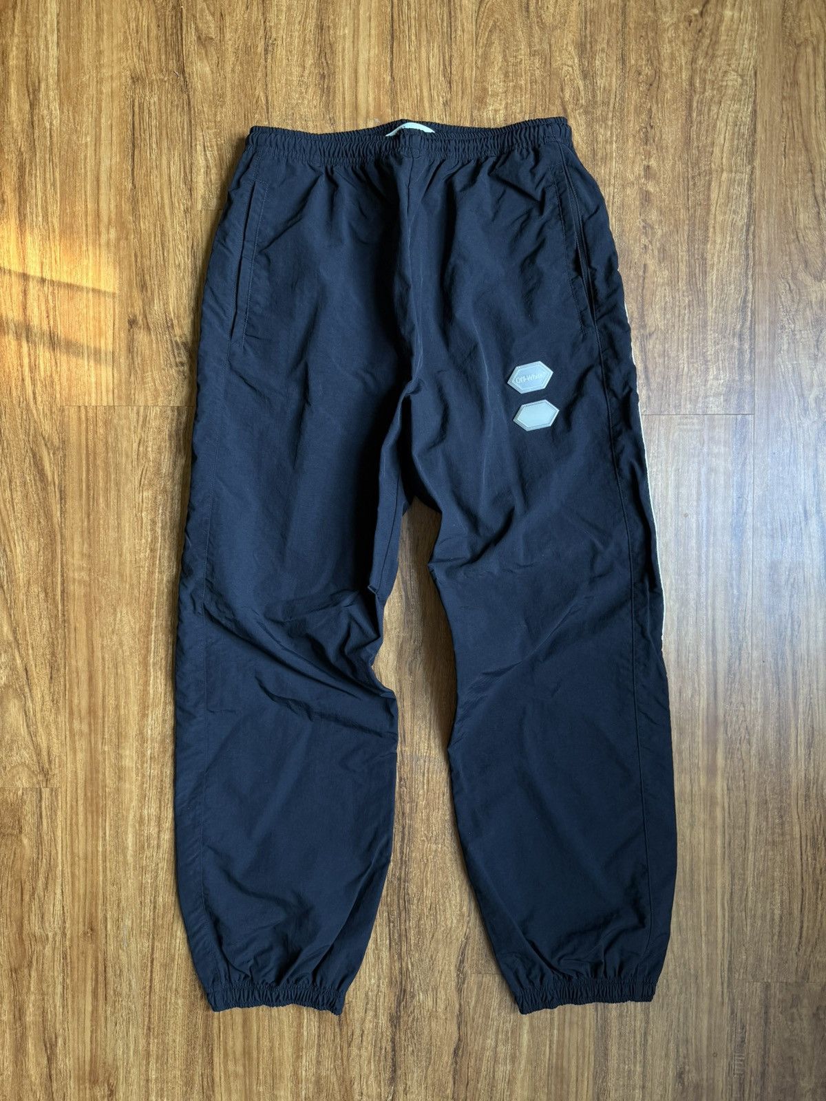 Off-White Off-White Rubber Logo Jogger black size small Size US 28 / EU 44 - 1 Thumbnail