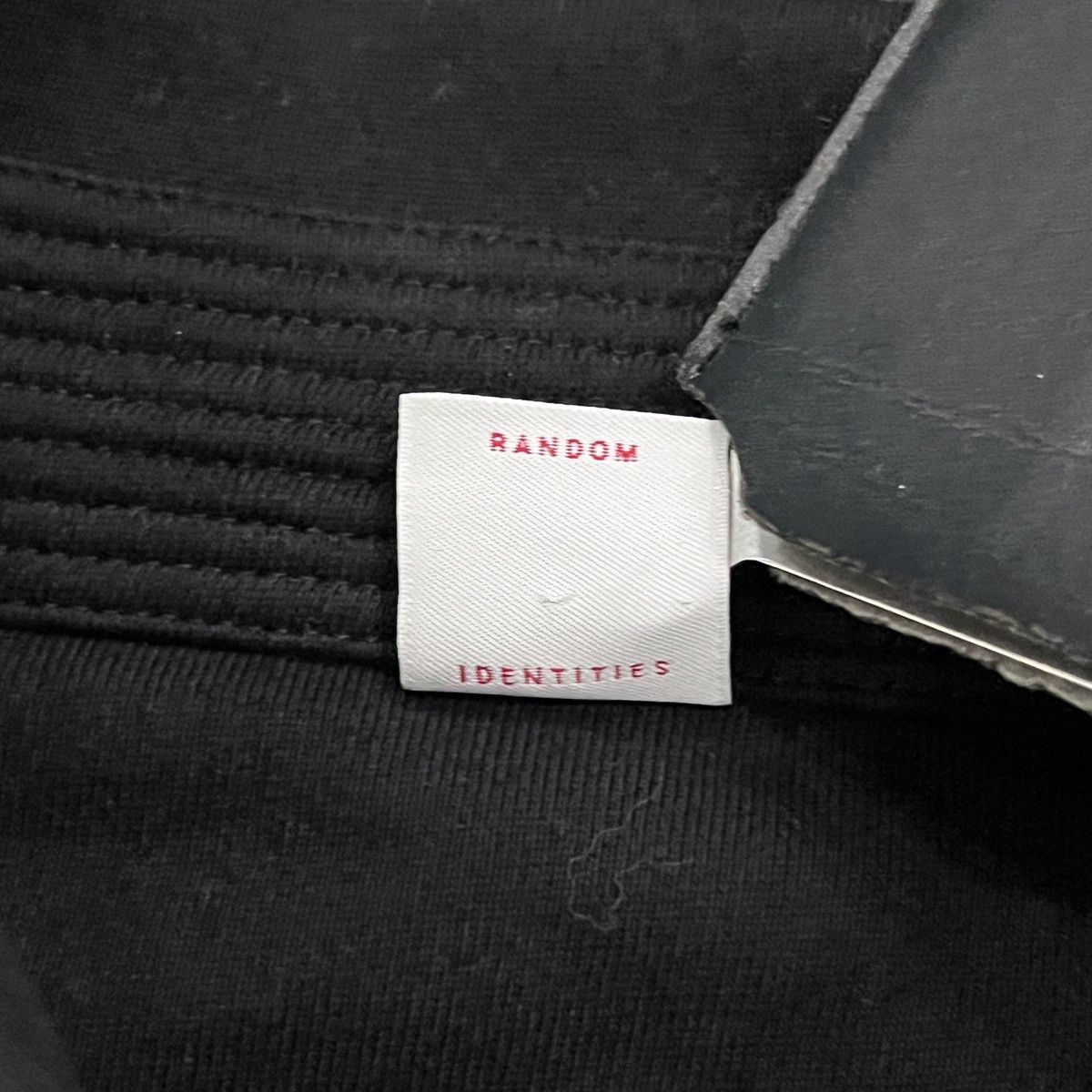 Random Identities Random Identities Four-Cuff Oversized Padded Shirt Jacket Size US S / EU 44-46 / 1 - 12 Thumbnail
