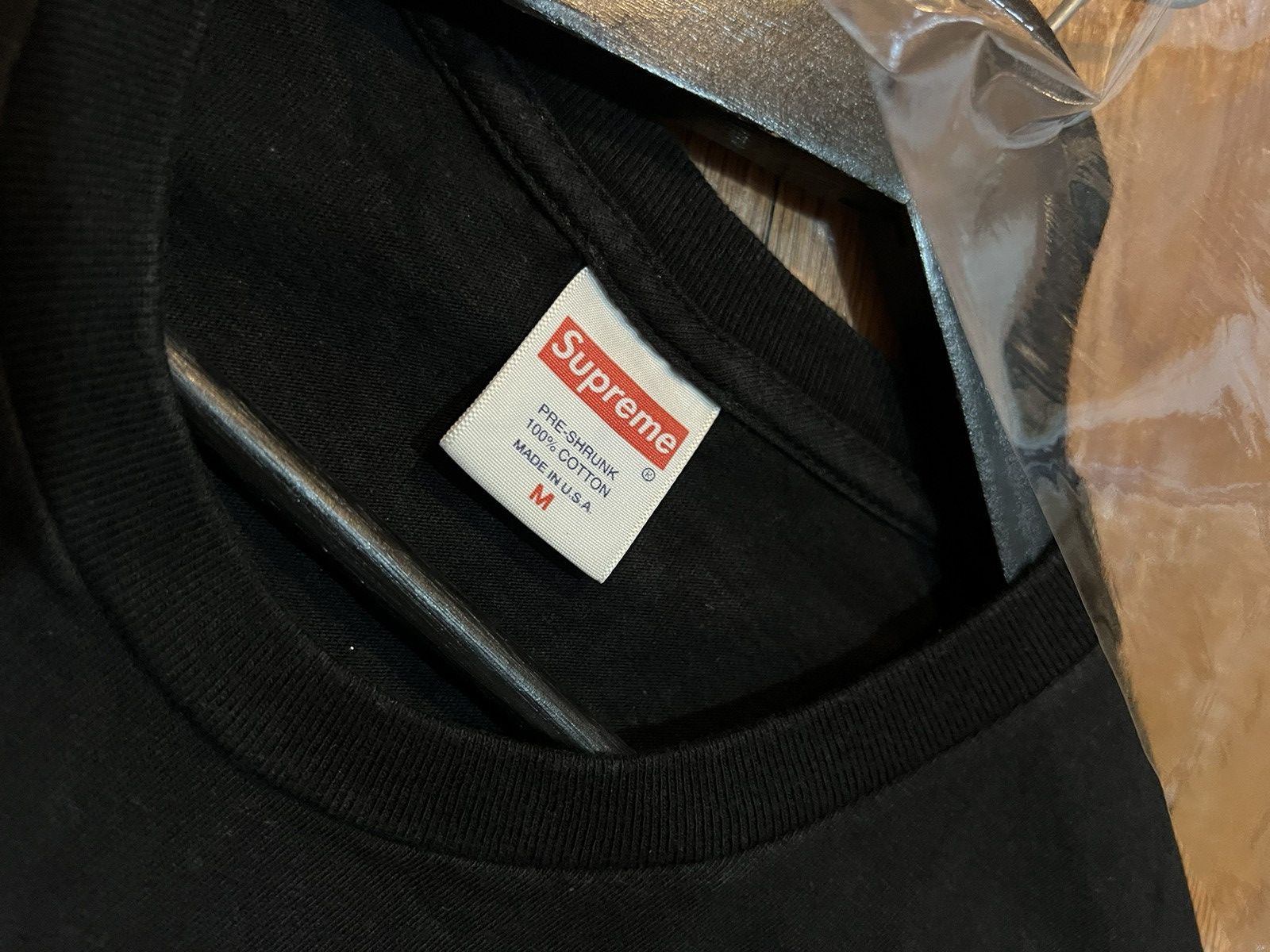 Supreme Supreme akira Size US M / EU 48-50 / 2 - 4 Thumbnail