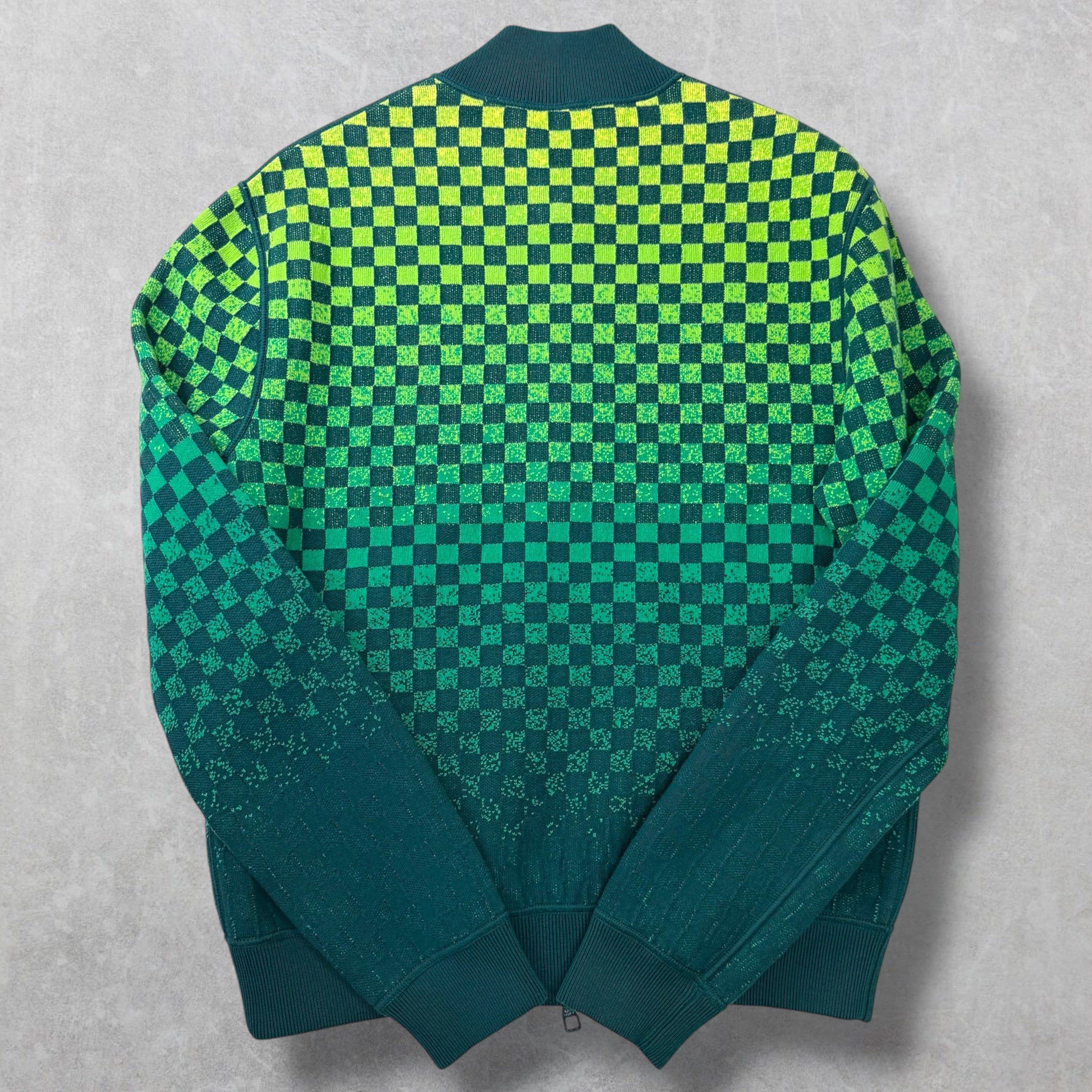 Louis Vuitton Louis Vuitton Damier Gradient Reversible Bomber S Size US S / EU 44-46 / 1 - 2 Thumbnail