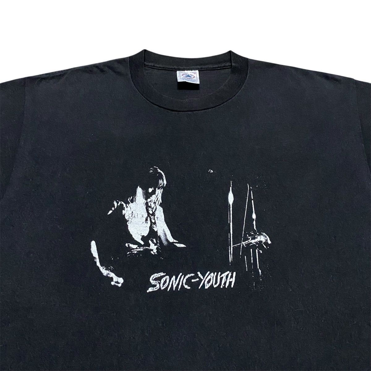 Band Tees × Vintage Rare‼️🔥Vintage Sonic Youth Photo Design Play Guitar T-Shirt Size US M / EU 48-50 / 2 - 3 Thumbnail