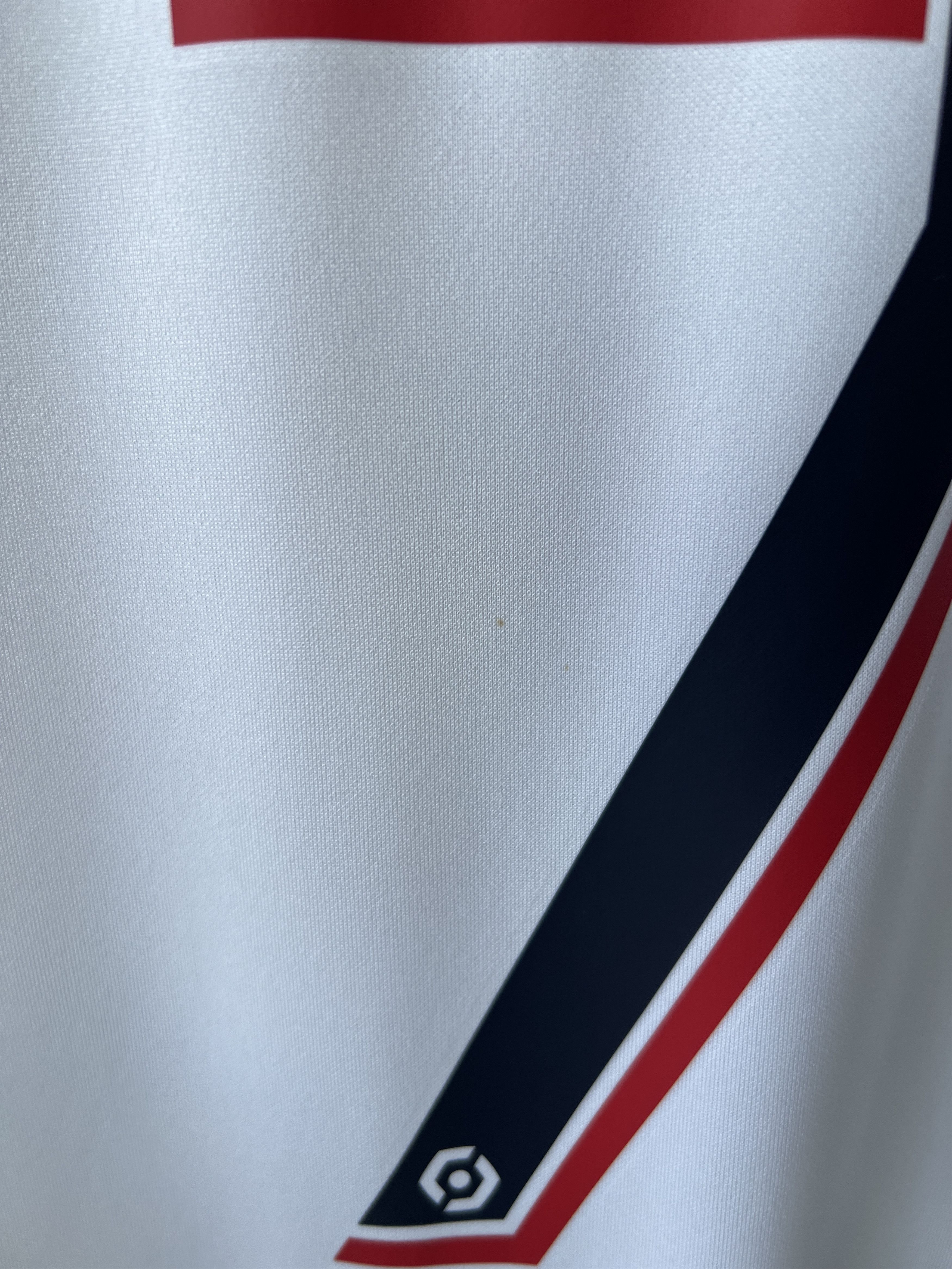 Nike (M) PSG 2021-22 Fourth Kit Mbappe #7 (NEW) Size US M / EU 48-50 / 2 - 8 Thumbnail