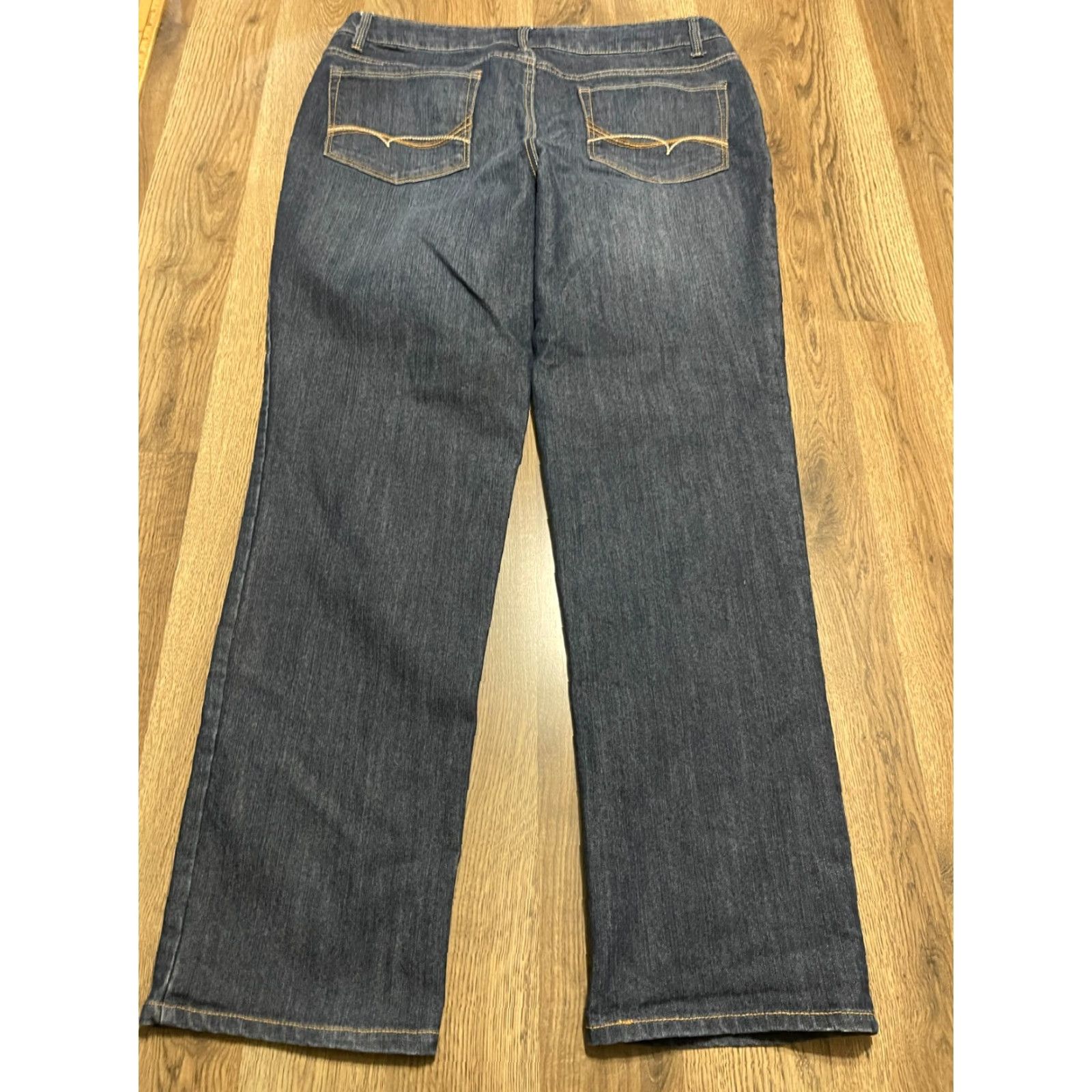 Faded Glory Faded Glory Jeans Women’s 16A Blue Denim Straight Leg Pockets Jeans Regular Inseam 30.5 in Vintage No Gender Women Size 38" / US 16 / IT 52 - 2 Thumbnail