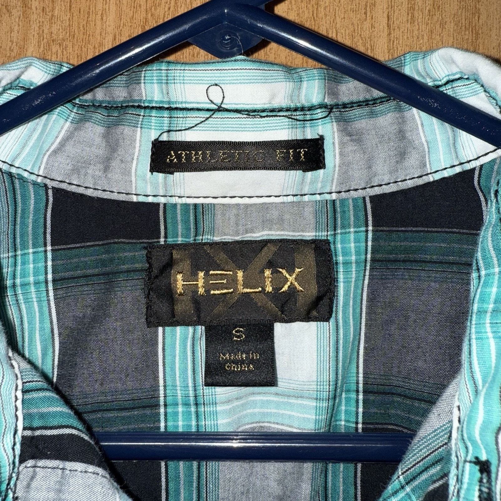 Helix Helix Athletic Fit Men’s Plaid Button Down Shirt Size Small Size US S / EU 44-46 / 1 - 3 Thumbnail