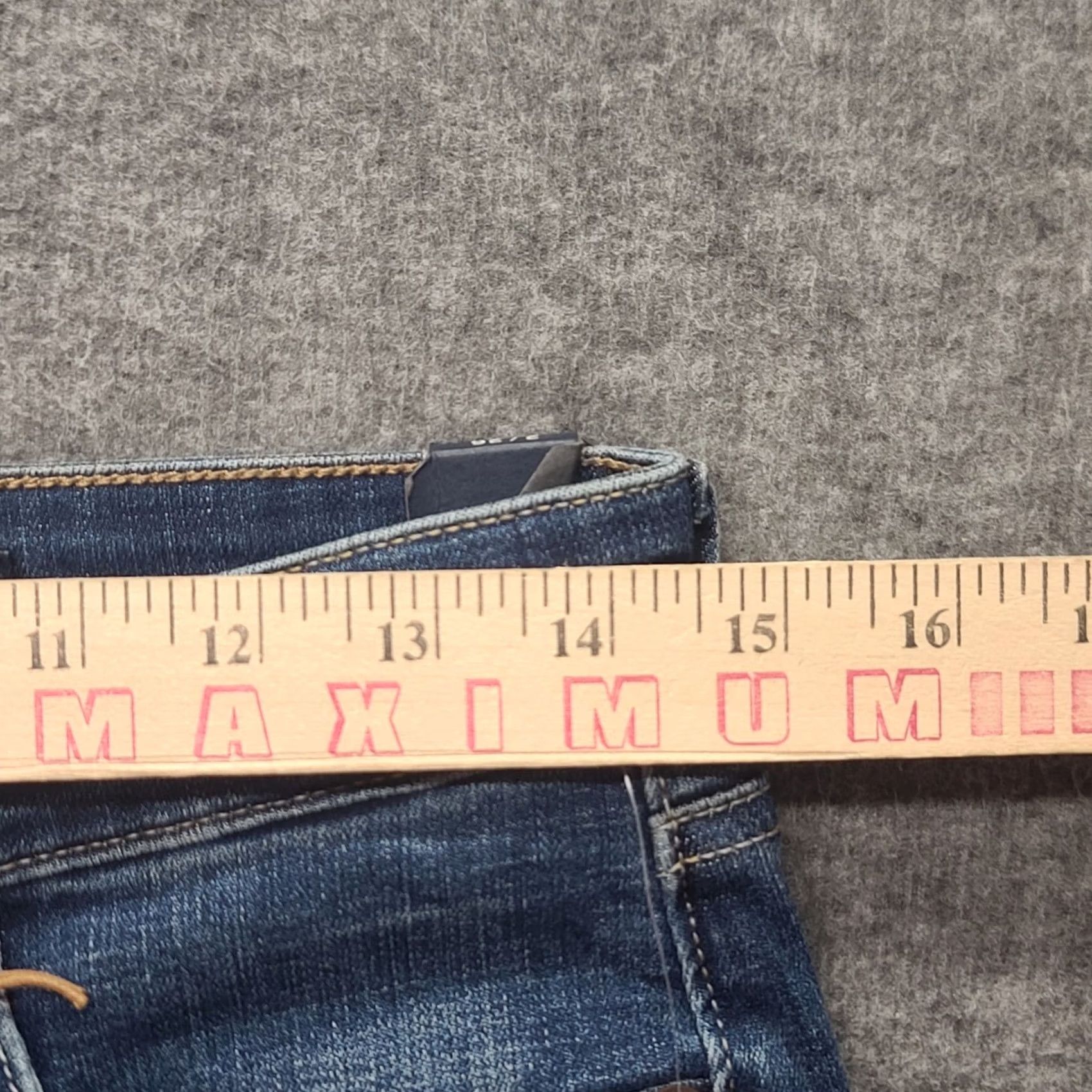 Lucky Brand Lucky Brand Shorts Bermuda Regular Women's 2 Mid Rise Distressed Stretch Denim 5-Pocket Blue Cotton Polyester Spandex Size 26" / US 2 / IT 38 - 4 Thumbnail