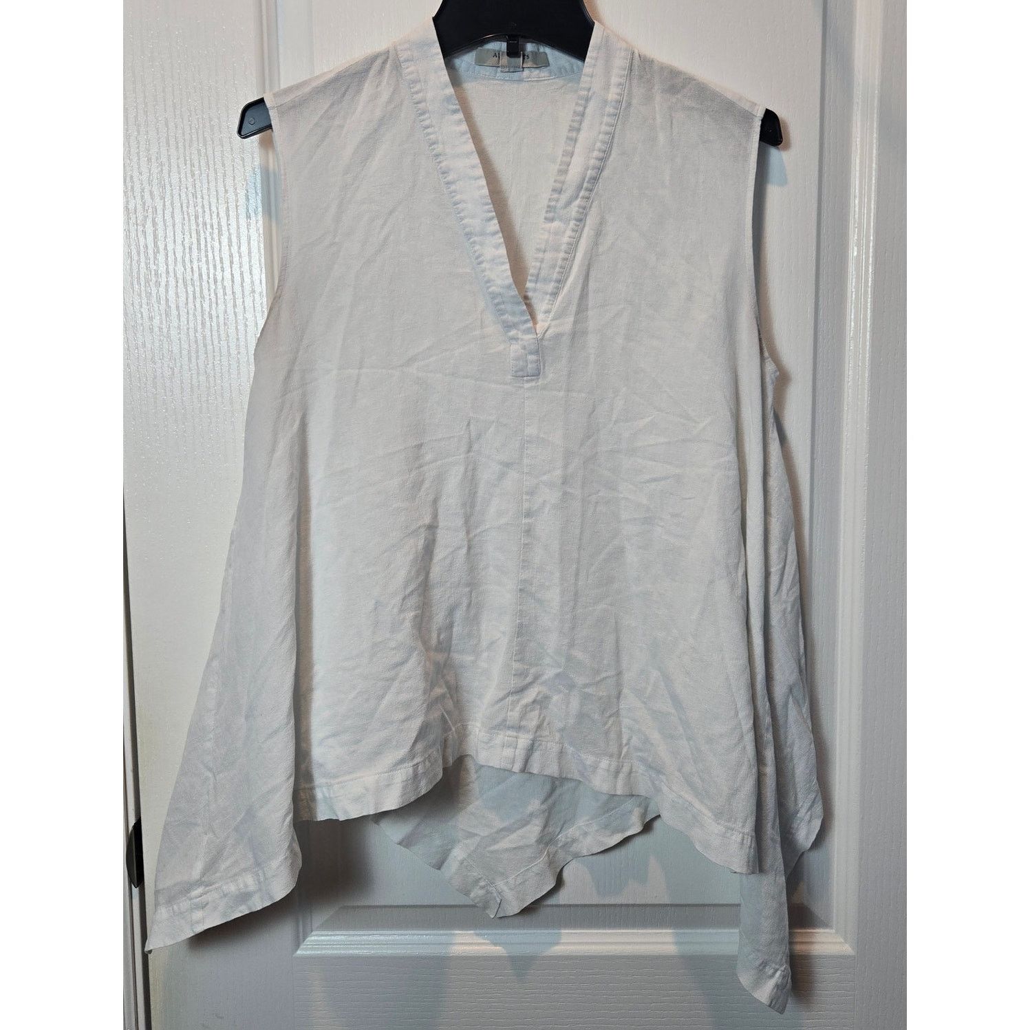 Allsaints All Saints Avee blouse sz S handkerchief hem flowy Size S / US 4 / IT 40 - 1 Thumbnail
