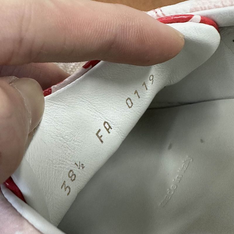 Louis Vuitton Louis Vuitton Pink Leather Fashion Sneakers - Size US 7.5 / EU 40-41 - 3 Thumbnail