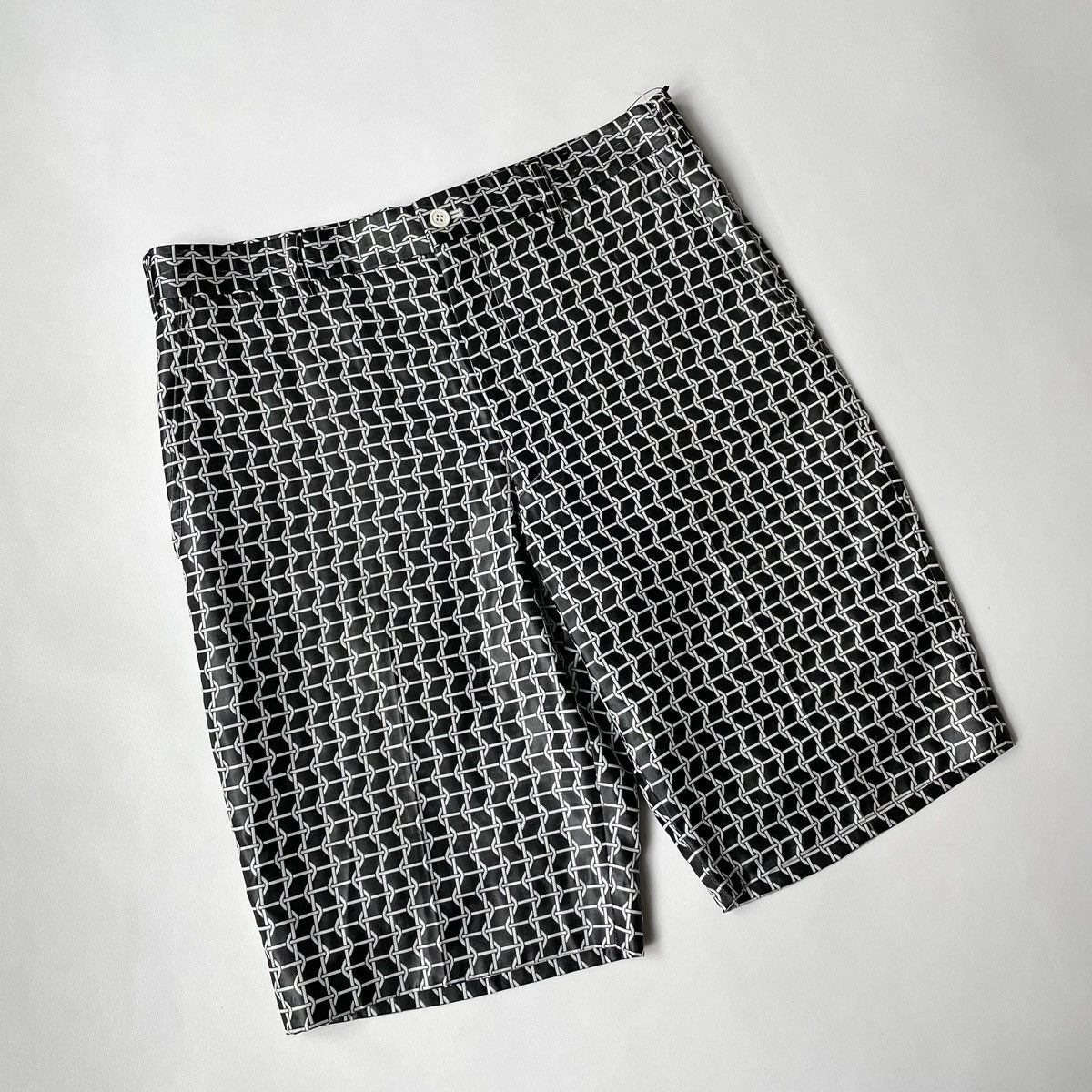 Comme des Garcons S/S 12 ‘Chain Patterned’ Nylon Shorts Size US 32 / EU 48 - 7 Thumbnail