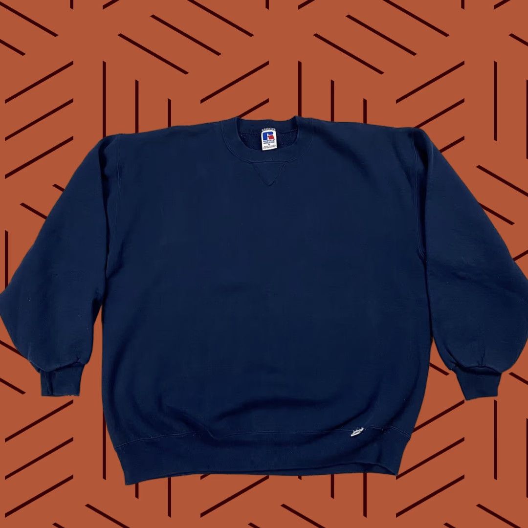 Russell Athletic VINTAGE Russell Athletic Navy Blue Crewneck Sweatshirt 50/50 XL USA Made 90s Mens Size US XL / EU 56 / 4 - 1 Thumbnail