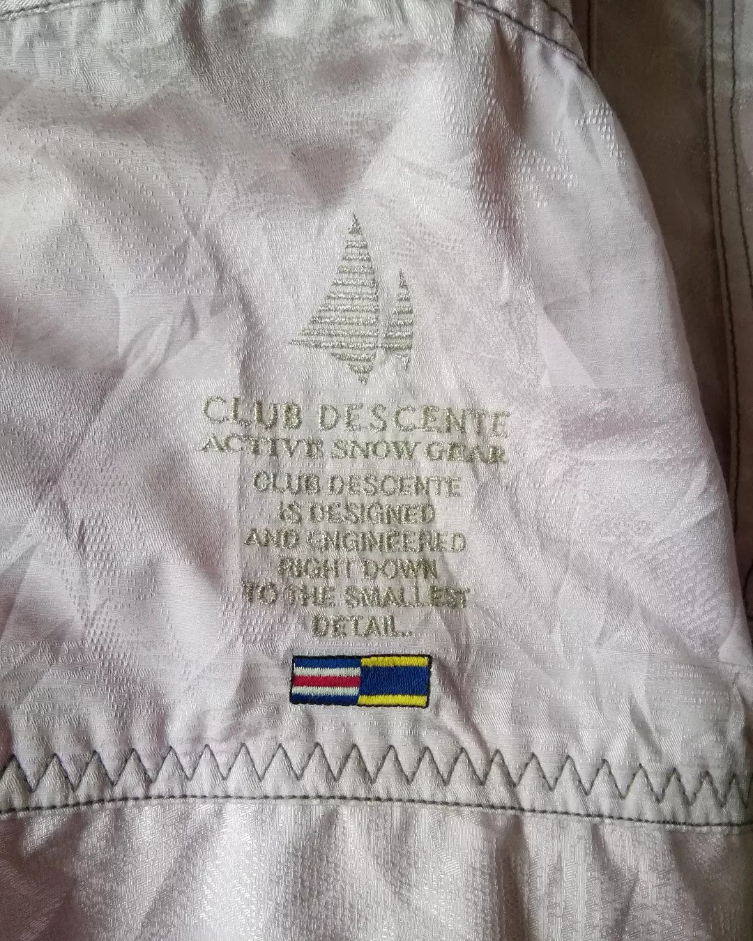Descente Rare Descente Snow Jacket Japan Outdoor Techwear Vintage Size US S / EU 44-46 / 1 - 9 Thumbnail