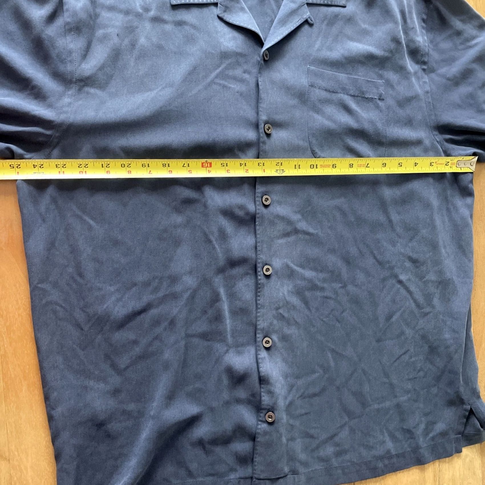 Tommy Bahama Tommy Bahama Shirt Mens XL Hawaiian Size Silk Navy Relaxed Loop Collar Size US XL / EU 56 / 4 - 5 Thumbnail