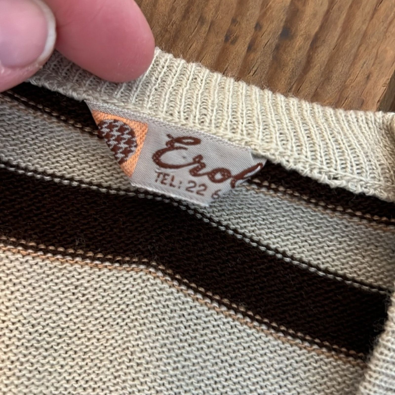 Other Vintage 1970s Erol V neck pull over sweater tan brown Size US S / EU 44-46 / 1 - 2 Thumbnail