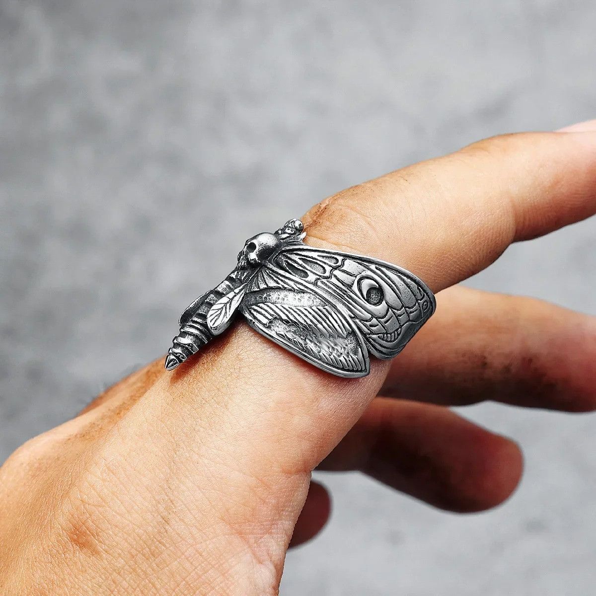Jewelry Skull Moth Ring Streetwear Jewelry Fashion Gift Size ONE SIZE - 1 Thumbnail