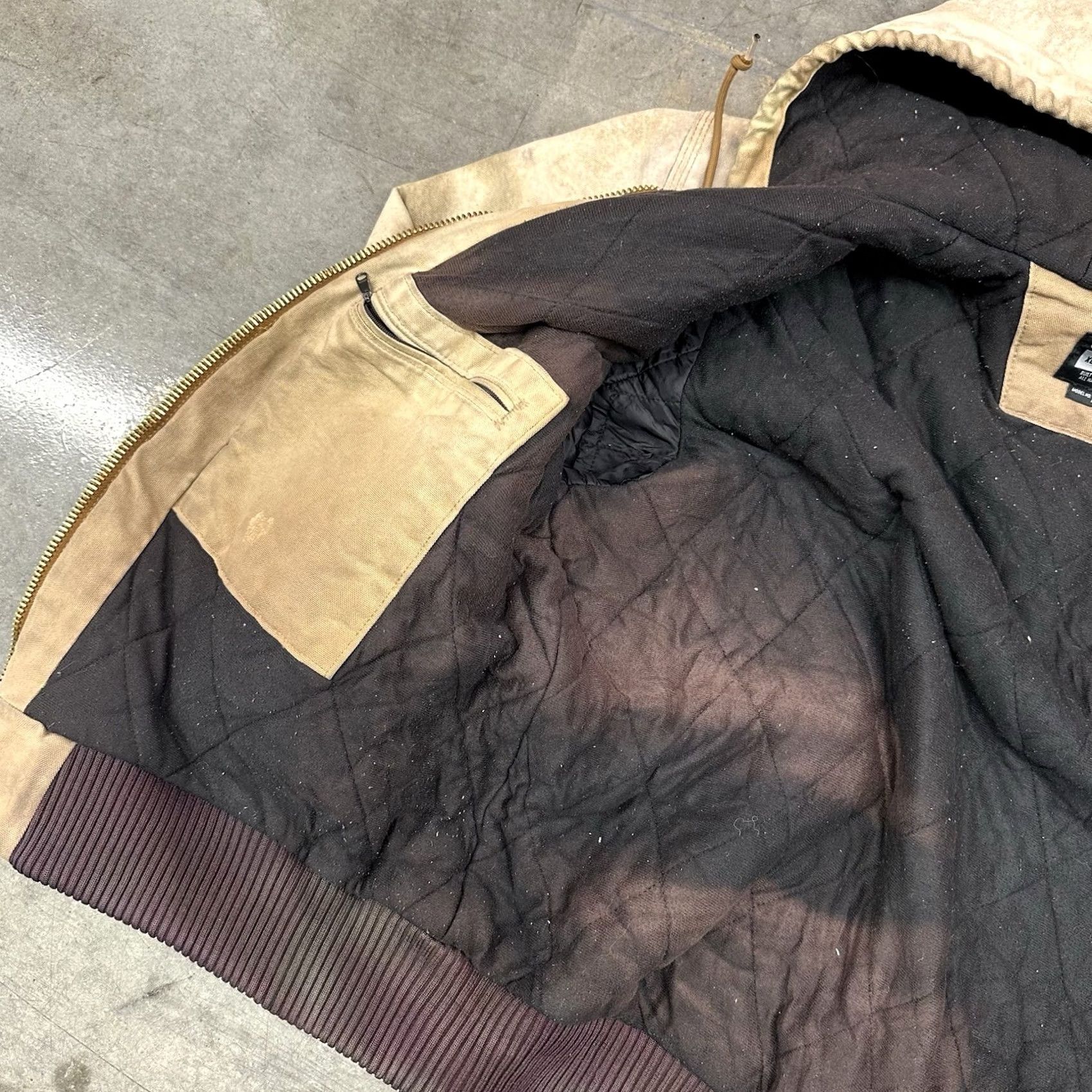 Carhartt Carhartt Work Wear J140 BRN Jacket Men's XL Insulted Loose Fit Zip Up Size US XL / EU 56 / 4 - 6 Thumbnail