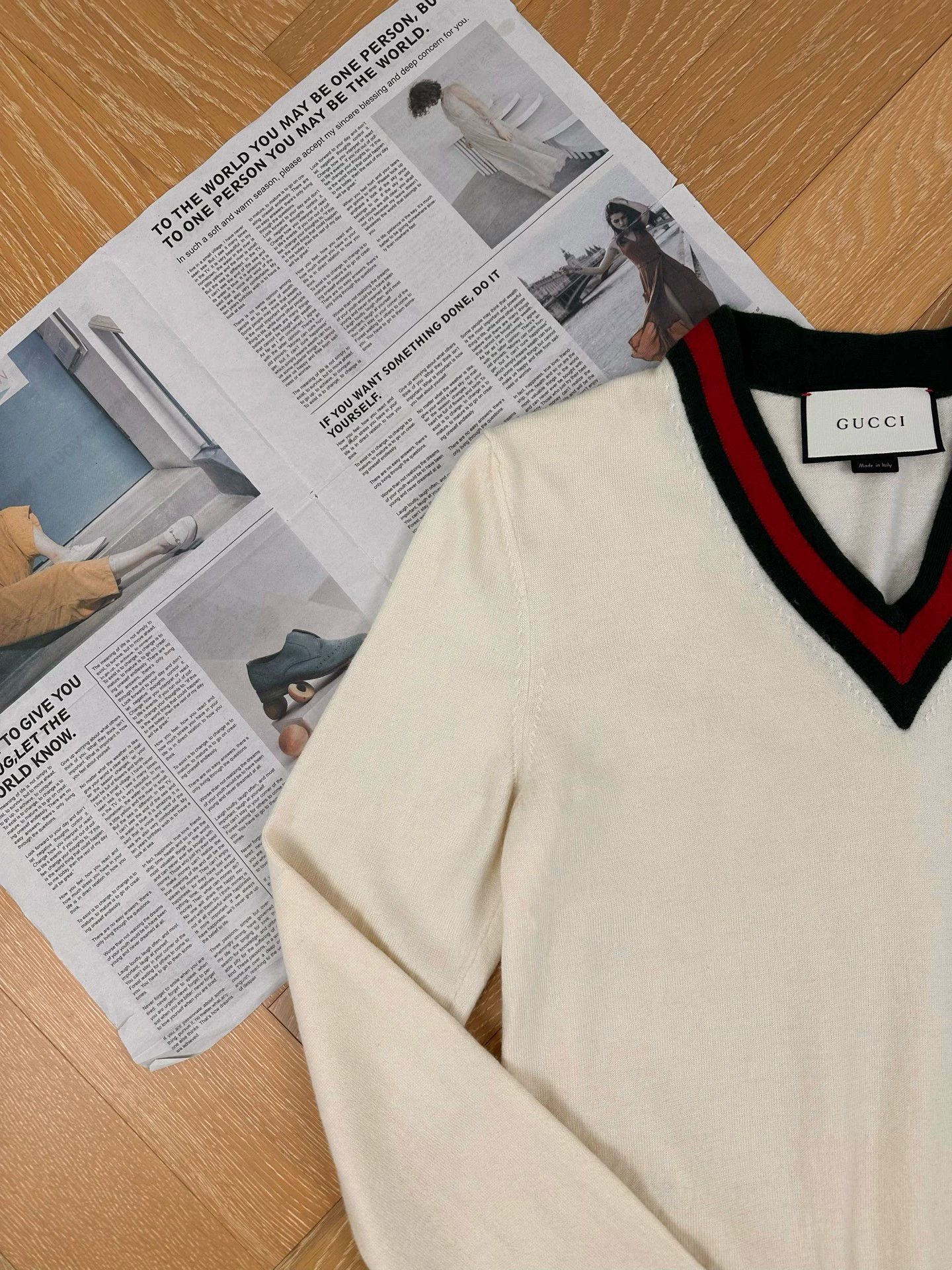 Gucci GUCCI women's V-neck long-sleeve striped ivory knit sweater Size M / US 6-8 / IT 42-44 - 6 Thumbnail