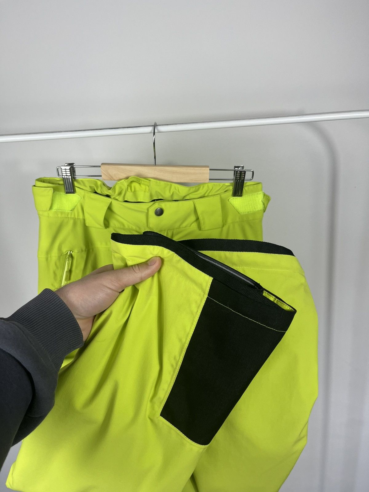 Salomon Salomon Ski Pants Yellow Snow Outdoor S AdvancedSkin Dry Size US 30 / EU 46 - 11 Thumbnail