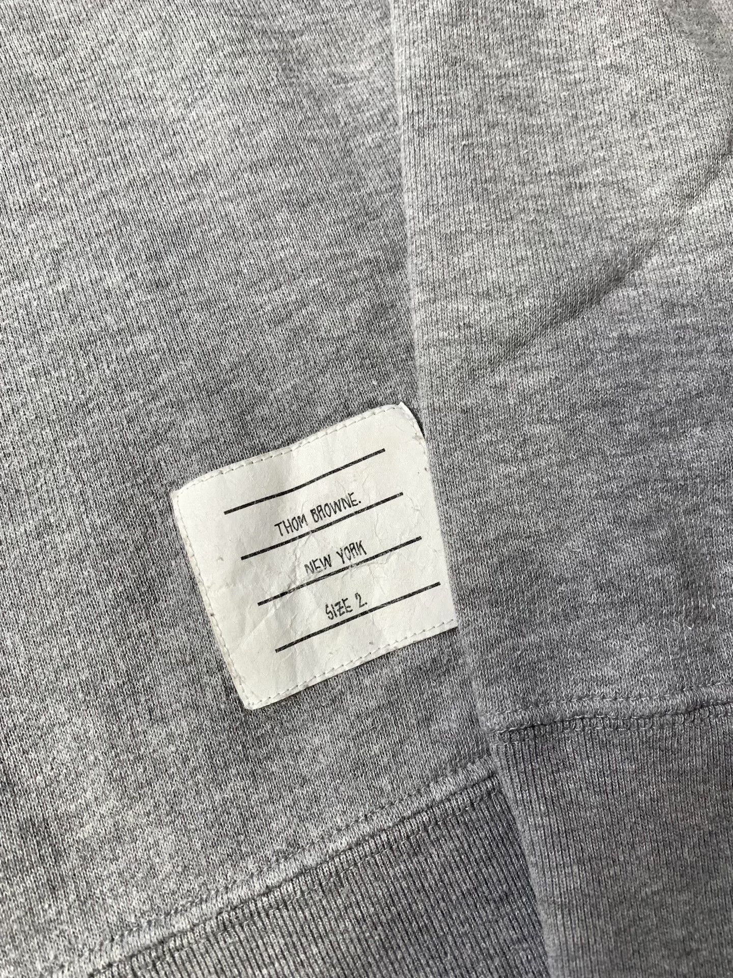 Thom Browne Thom Browne Gray Four-Stripe Sweatshirt Size US M / EU 48-50 / 2 - 1 Thumbnail