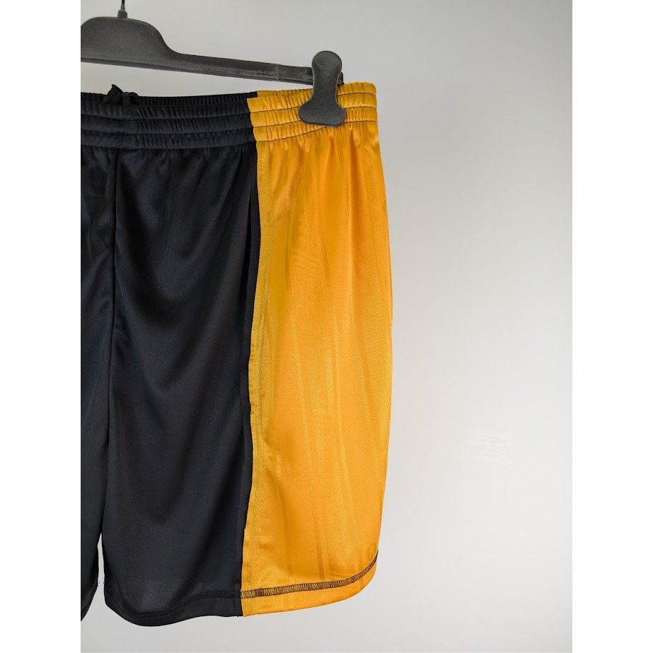 o1rshd1 College Football Shorts in Black/Gold
