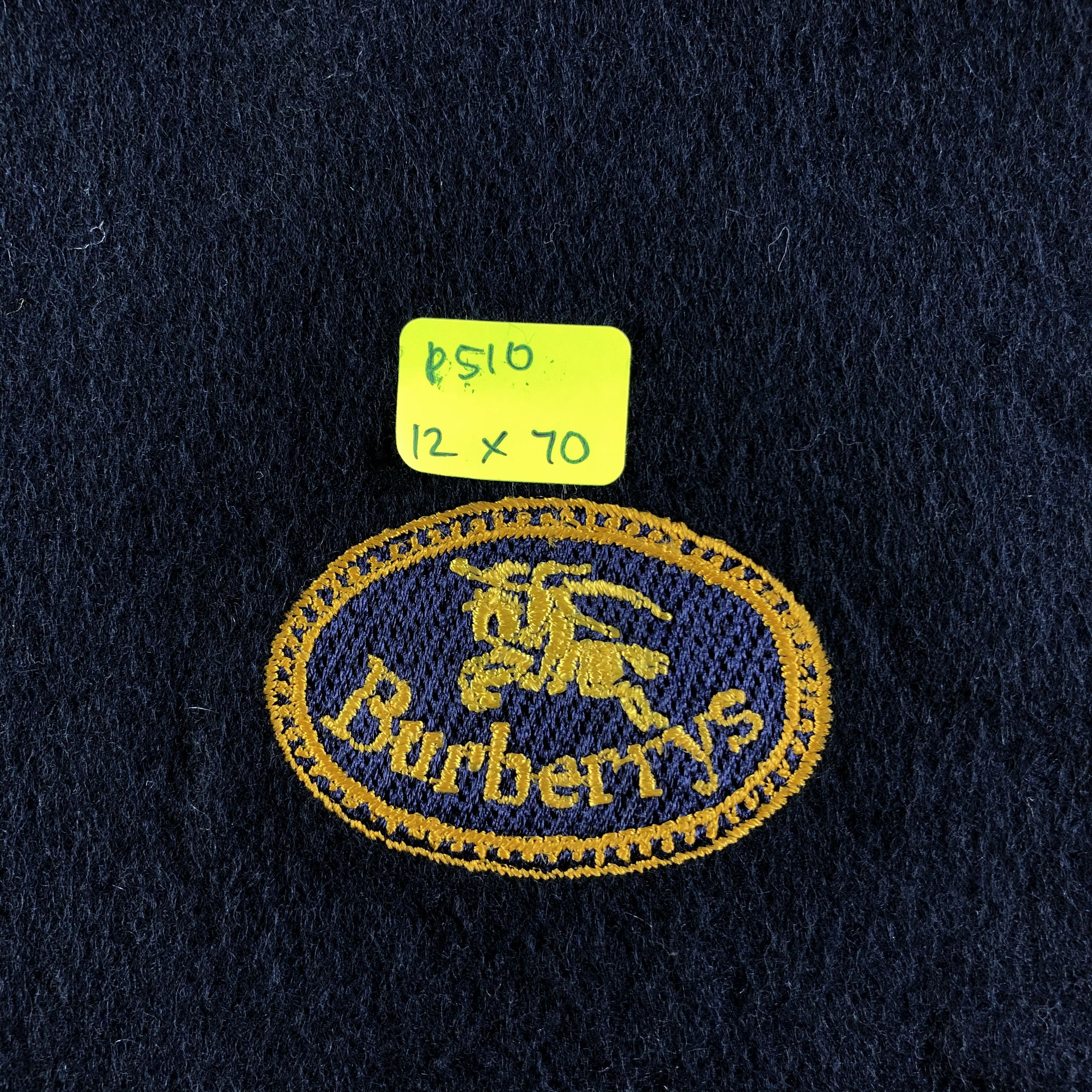 Burberry Burberrys Lambswool Scarf / Muffler / Neckwear Size ONE SIZE - 7 Thumbnail