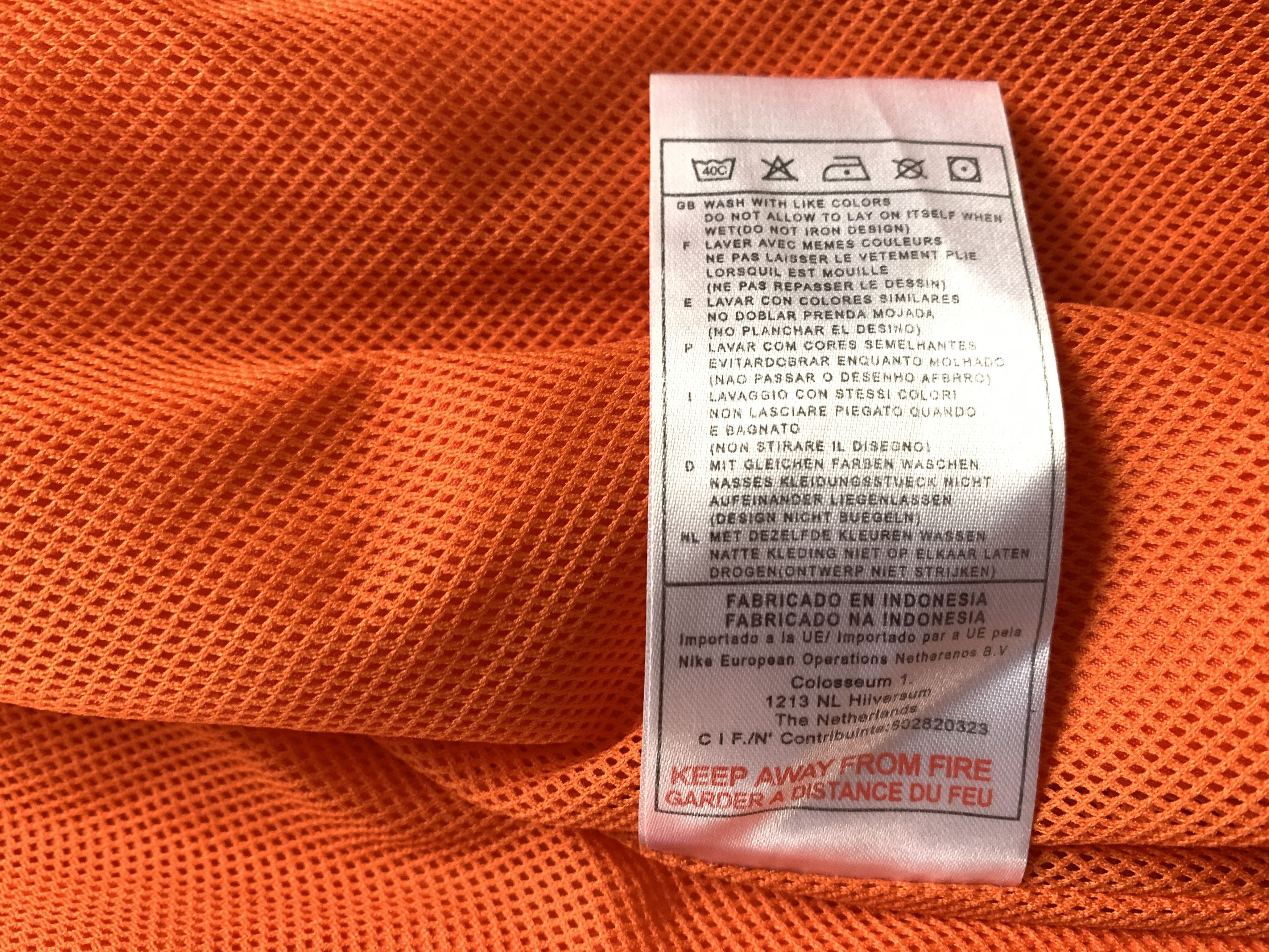 Nike × Vintage Nike Vintage Orange Nylon Reflective Running Jacket Size US L / EU 52-54 / 3 - 12 Thumbnail