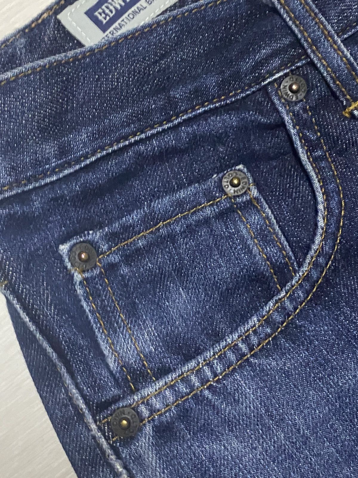 Japanese Brand Vintage Edwin 404 International Basic Blue Wash Loose Jeans Size US 30 / EU 46 - 9 Thumbnail