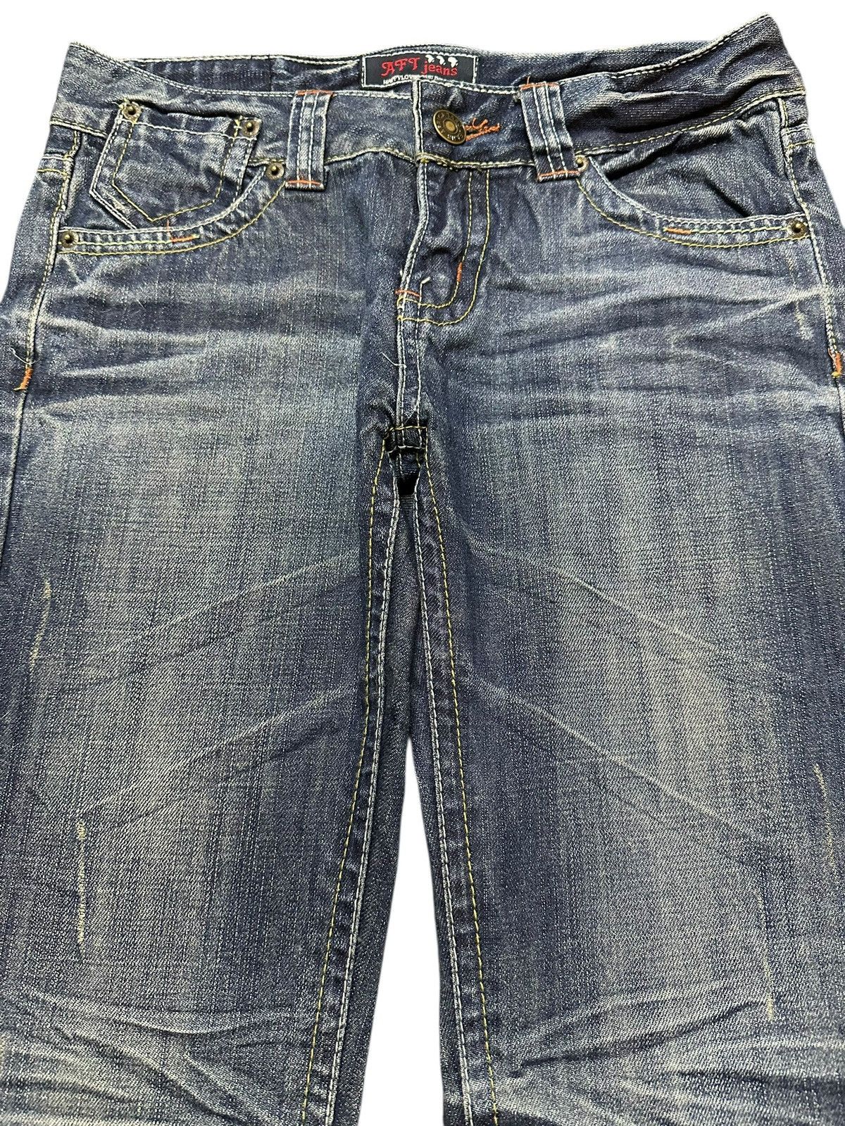 Japanese Brand Vintage Japanese Brand Blue Faded Wash Bootcut Style Jeans Size US 30 / EU 46 - 3 Thumbnail