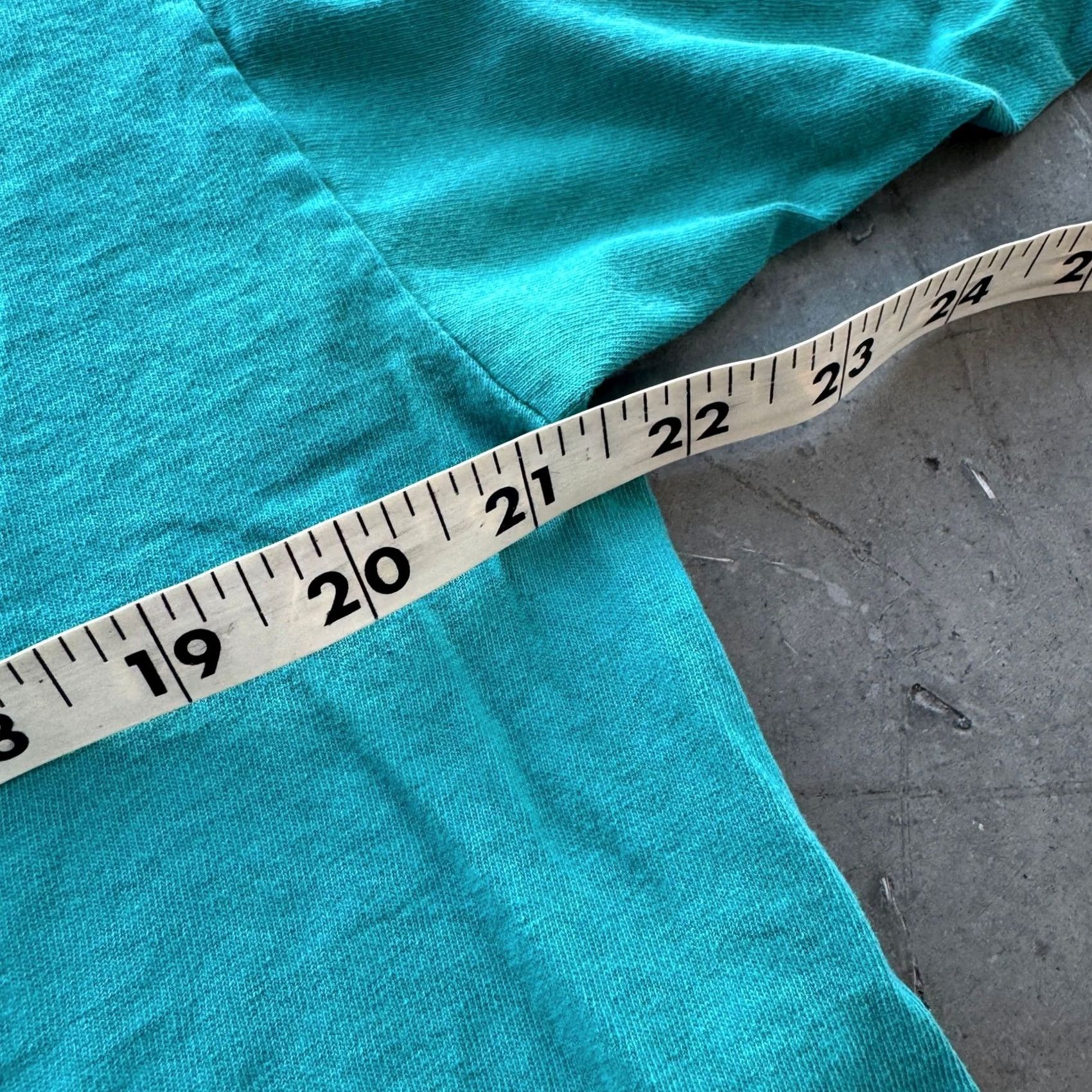 NFL VINTAGE Y2K 90'S MIAMI DOLPHINS SINGLE STITCH LOGO SEVEN TEAL NFL GRAPHIC TEE XL Men Green Graphic Tee XL Mens Size US XL / EU 56 / 4 - 4 Thumbnail