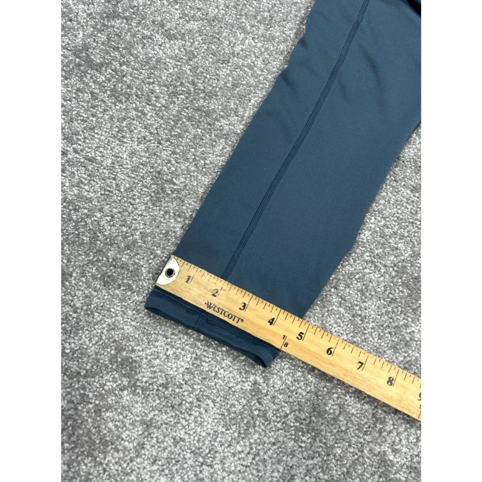 Fabletics Fabletics Leggings Womens Small Powerhold Blue Compression Pockets Crop - Athletic Activewear Sport Athleisure Pockets Size 28" / US 6 / IT 42 - 3 Thumbnail