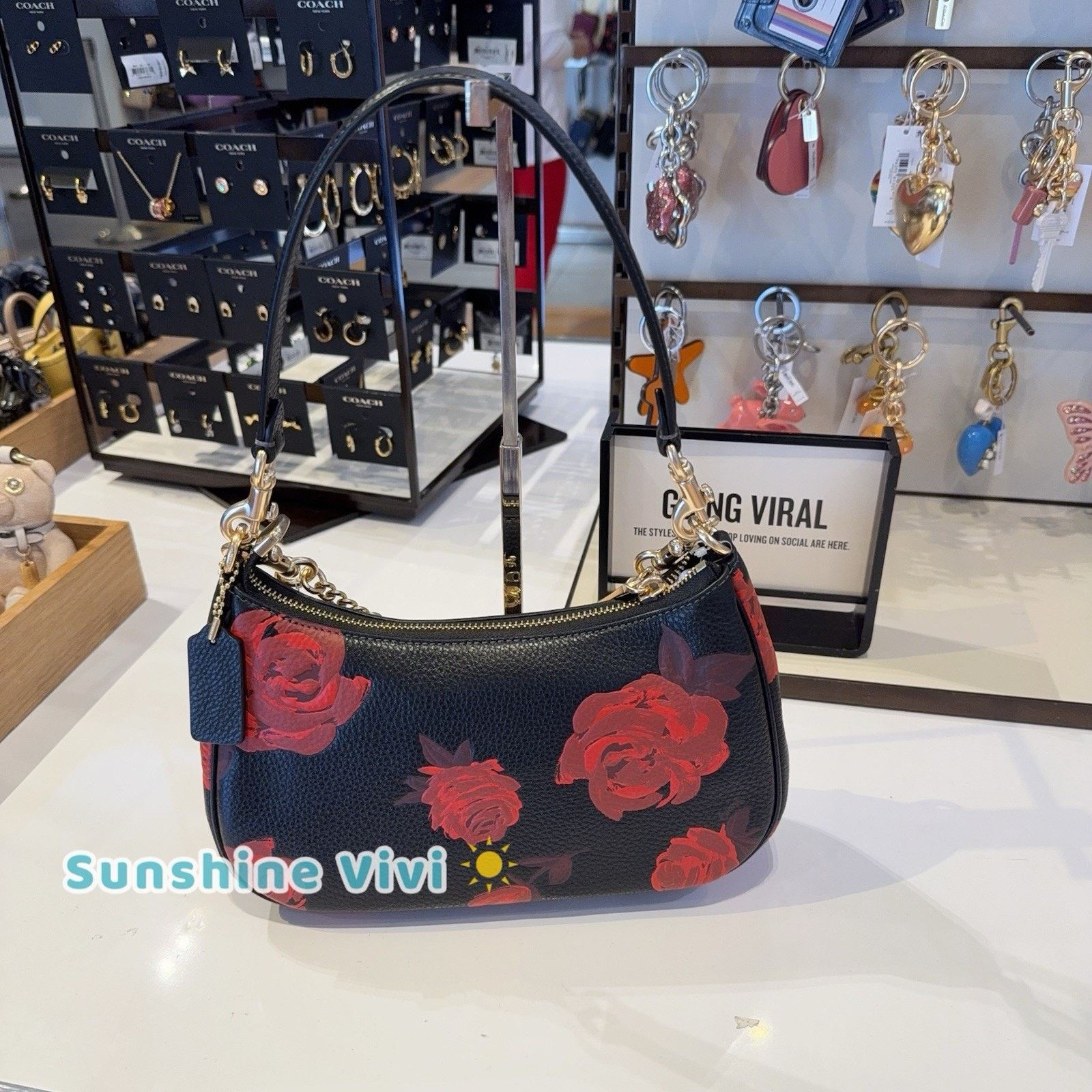 Coach NWT COACH Bundle Chain Charms CAX00 & CCE28 Teri Floral Size ONE SIZE - 7 Thumbnail