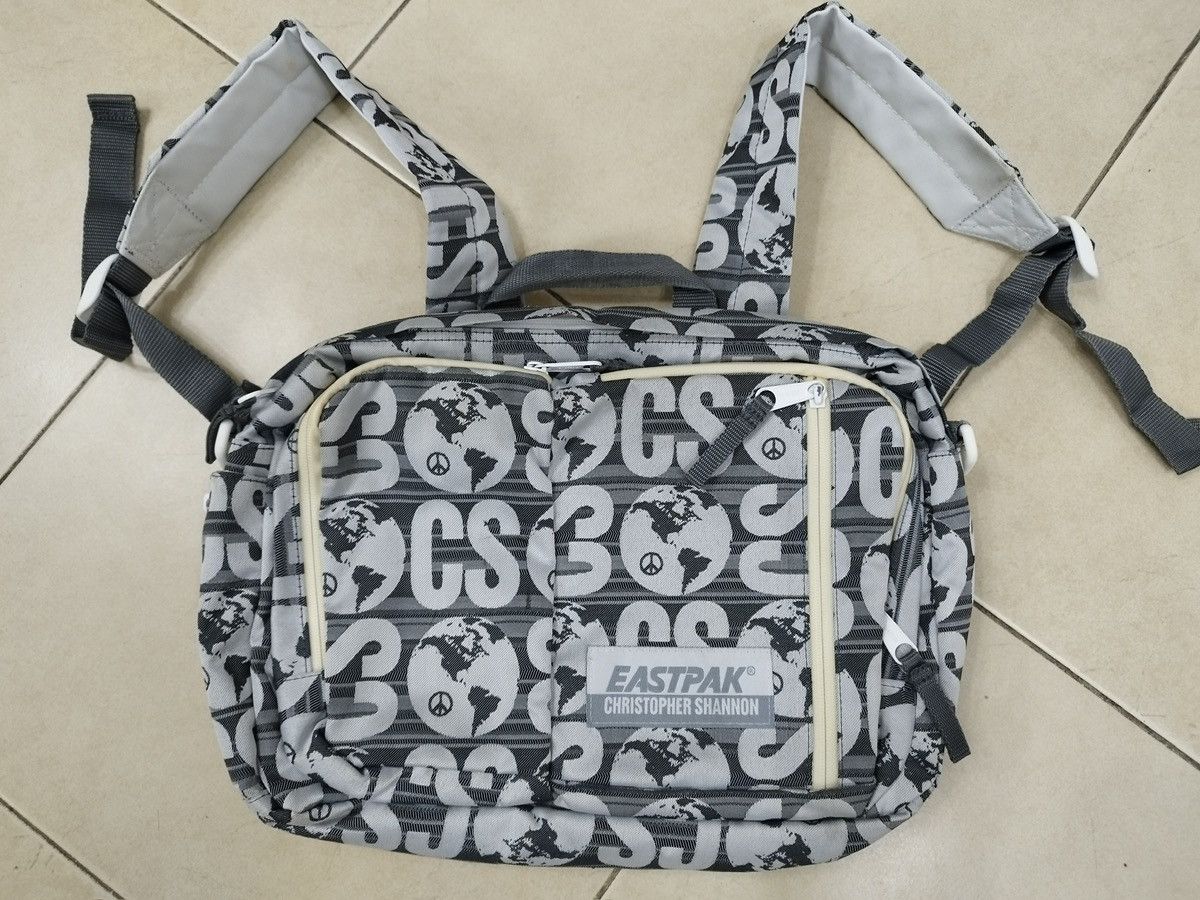 Eastpak Eastpak Christopher Shannon Messenger Bag 2011 Size 26 - 1 Thumbnail