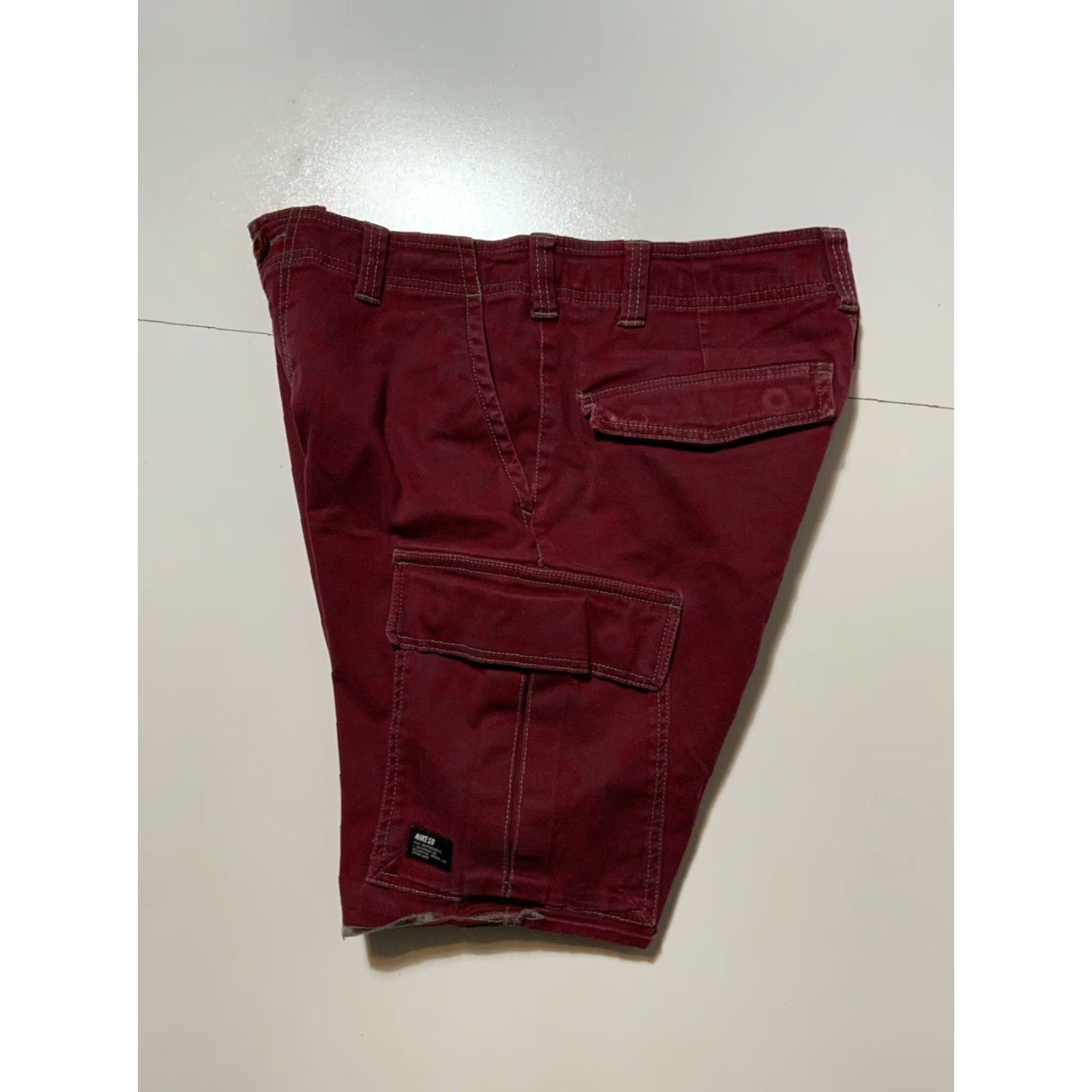 Nike VINTAGE Nike SB Hawthorne Red Camouflage Ripstop Cargo Shorts Sz. 30 Size US 30 / EU 46 - 2 Thumbnail