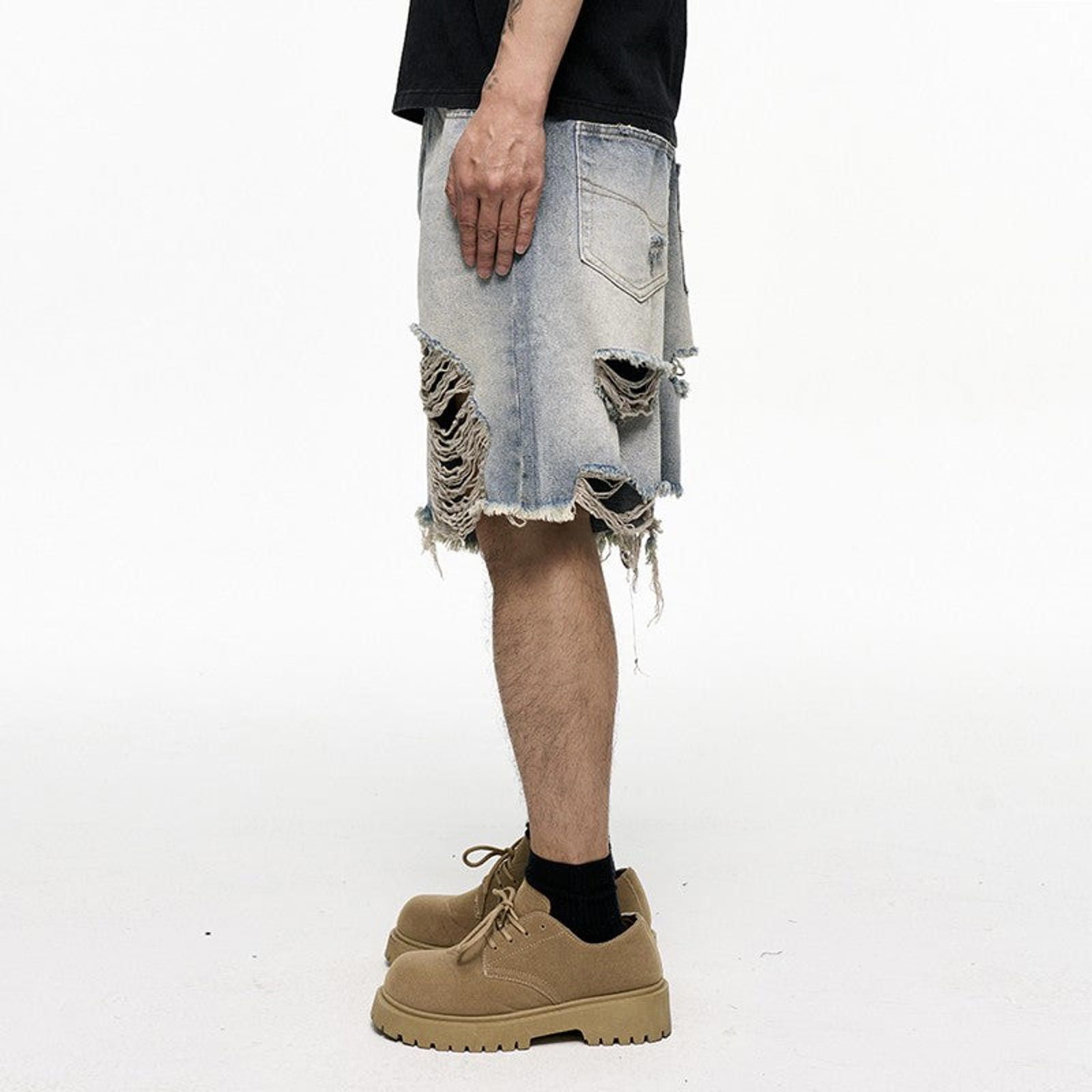 Vintage Distressed Denim Shorts, Ripped Jorts Size US 32 / EU 48 - 4 Thumbnail