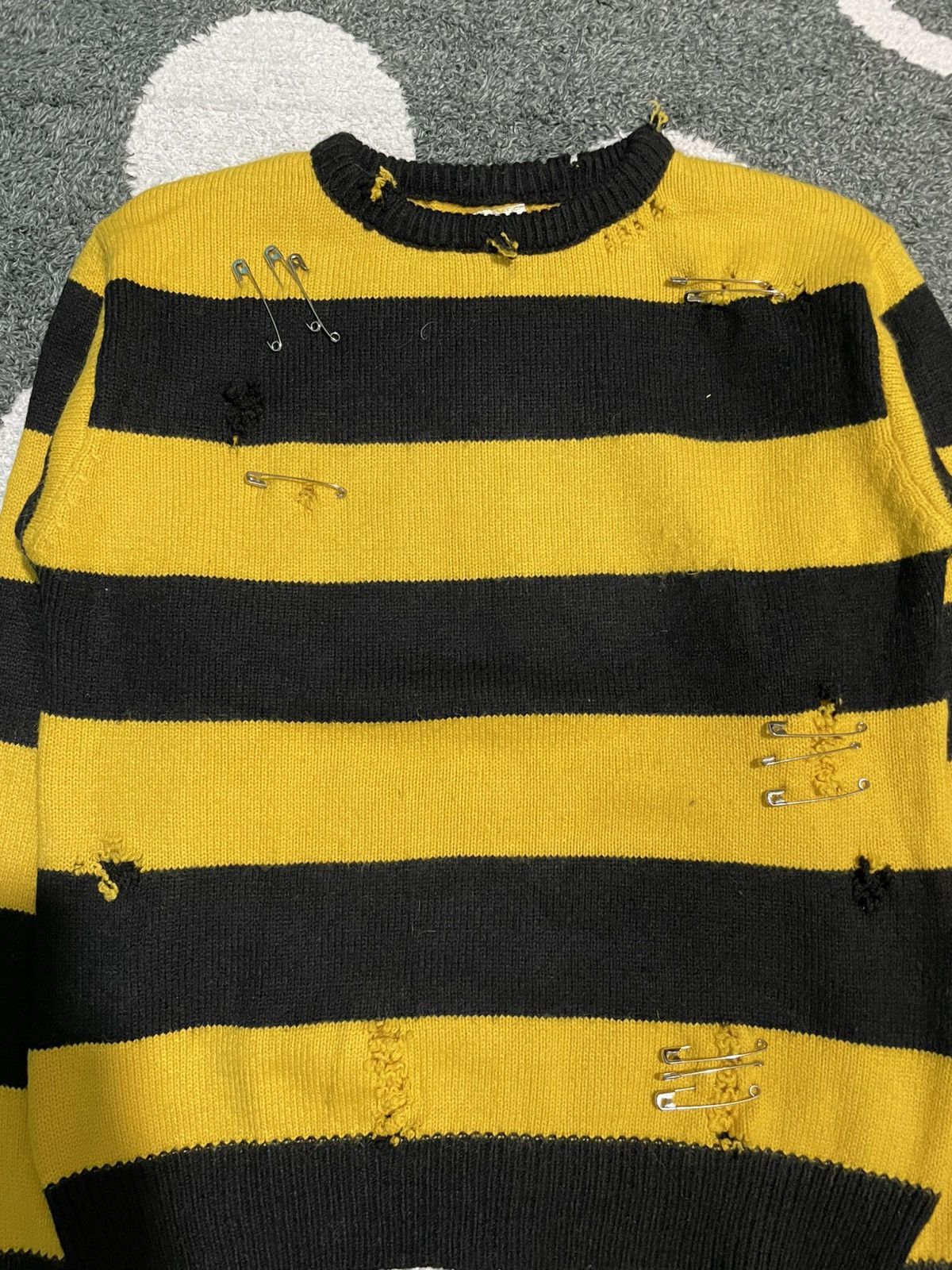 Japanese Brand SLYDE DISTRESSED STRIPED PUNK STYLE KNITWEAR Size US M / EU 48-50 / 2 - 3 Thumbnail