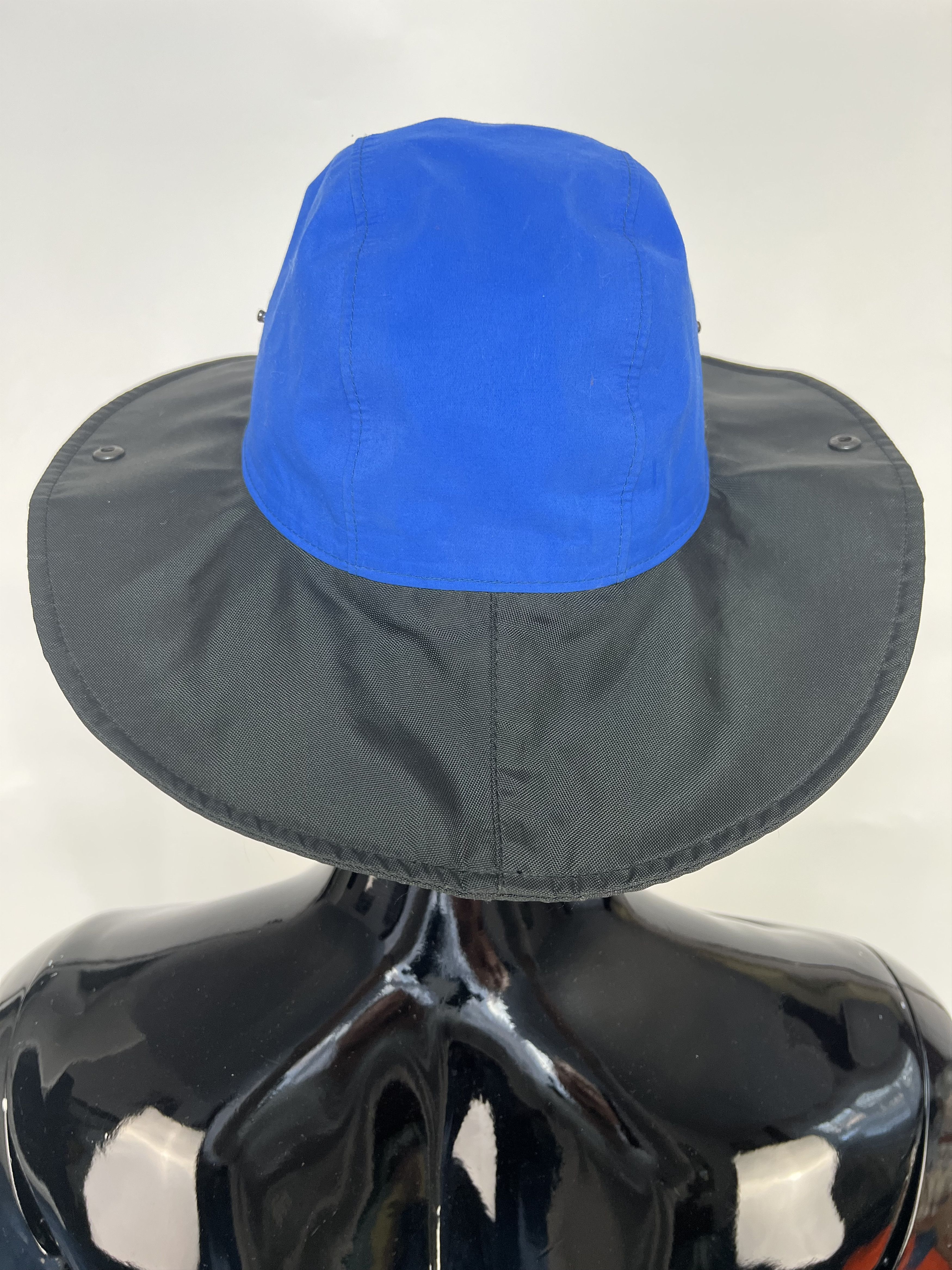 Outdoor Research OR Vtg Windstopper Gore-Tex Sombrero Winter Bucket Hat M Size ONE SIZE - 3 Thumbnail