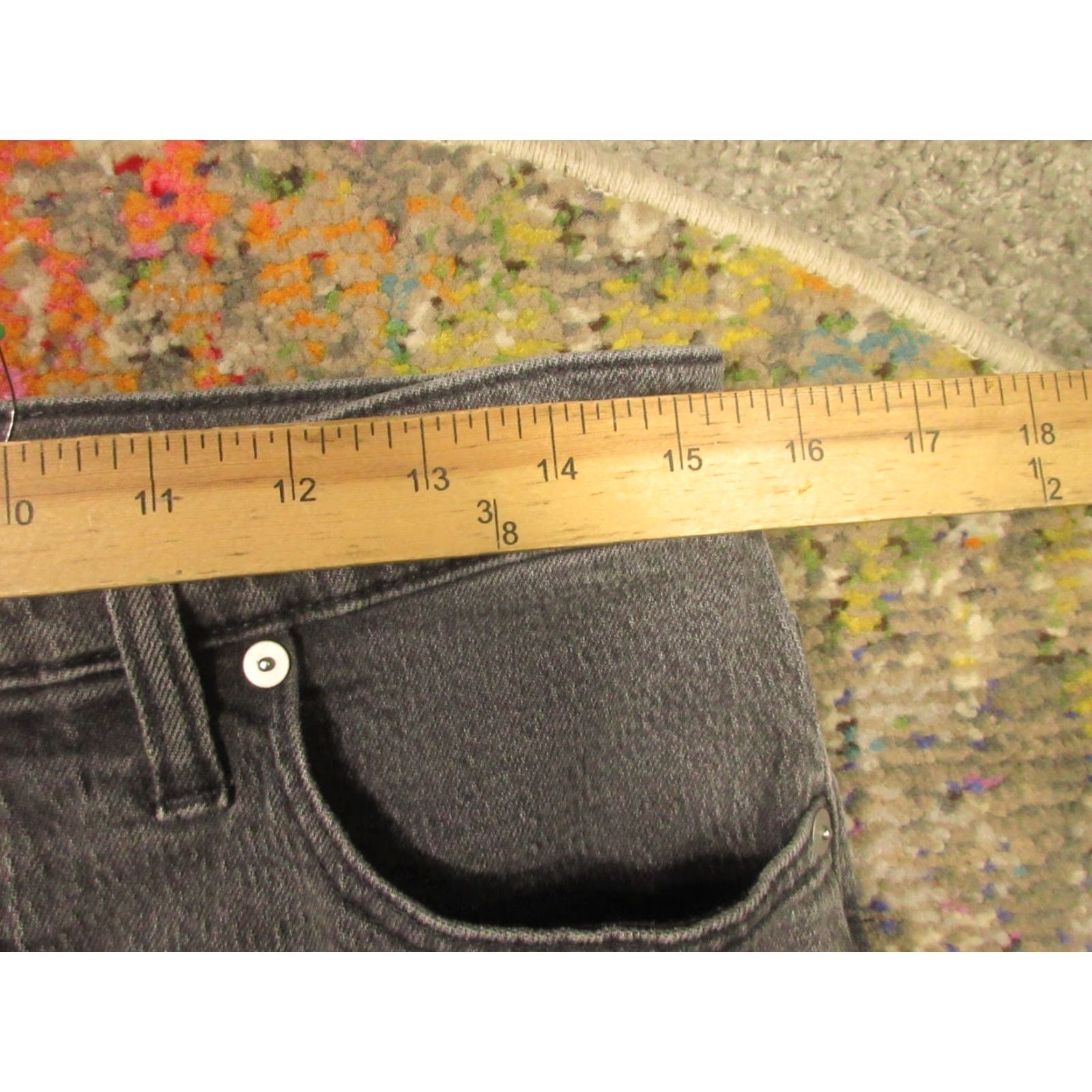 Madewell Madewell Jeans Womens 29x28 Black Stretch Den im High Rise Tapered Distressed Pockets Relaxed Regular Size Type: Regular Women Size 26" / US 2 / IT 38 - 7 Thumbnail